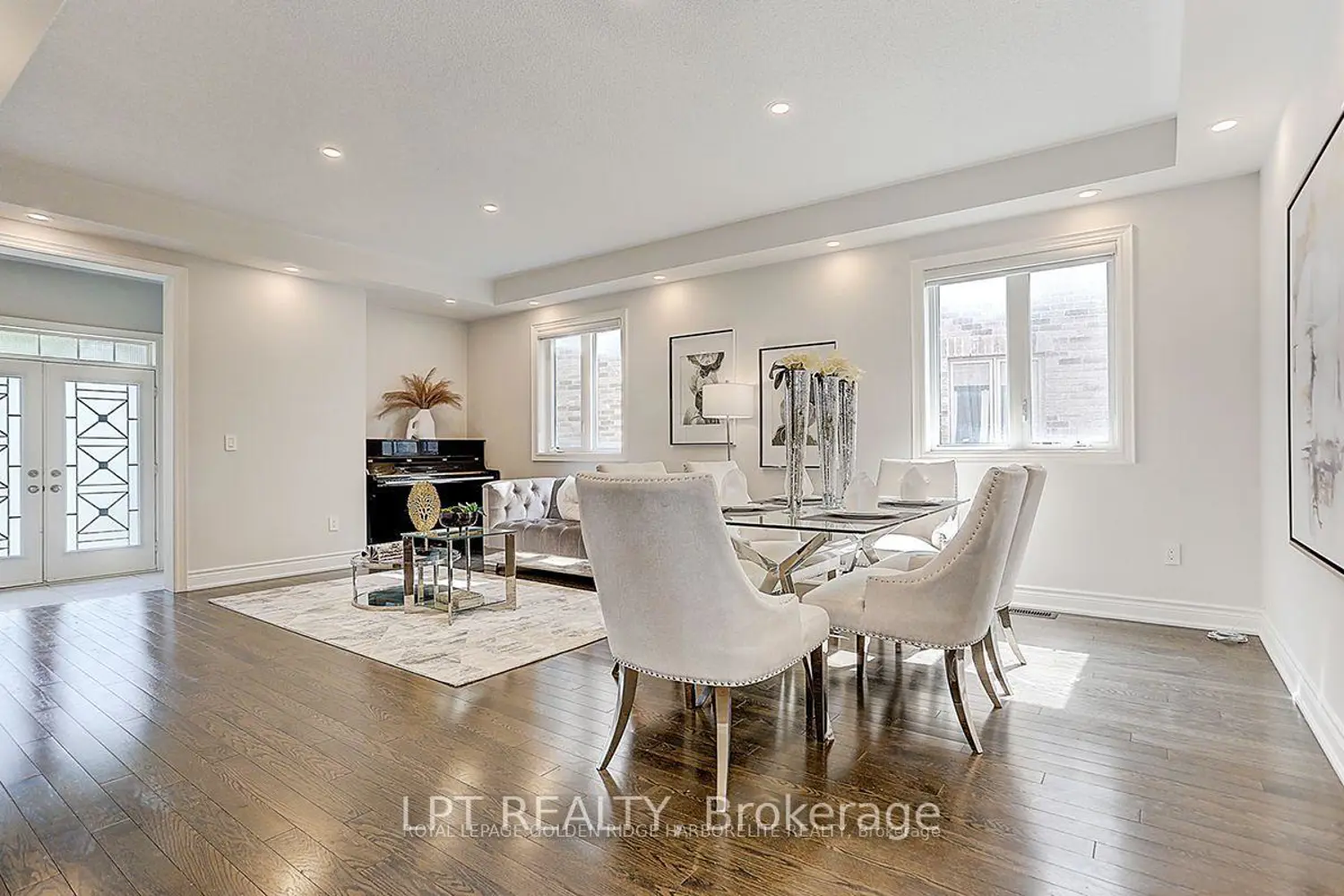 12 Baleberry Crescent photo 5