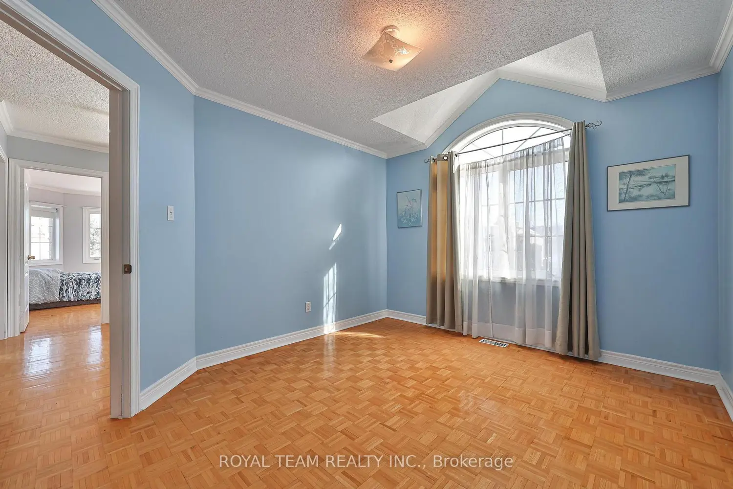 2 Sandway Crescent photo 5