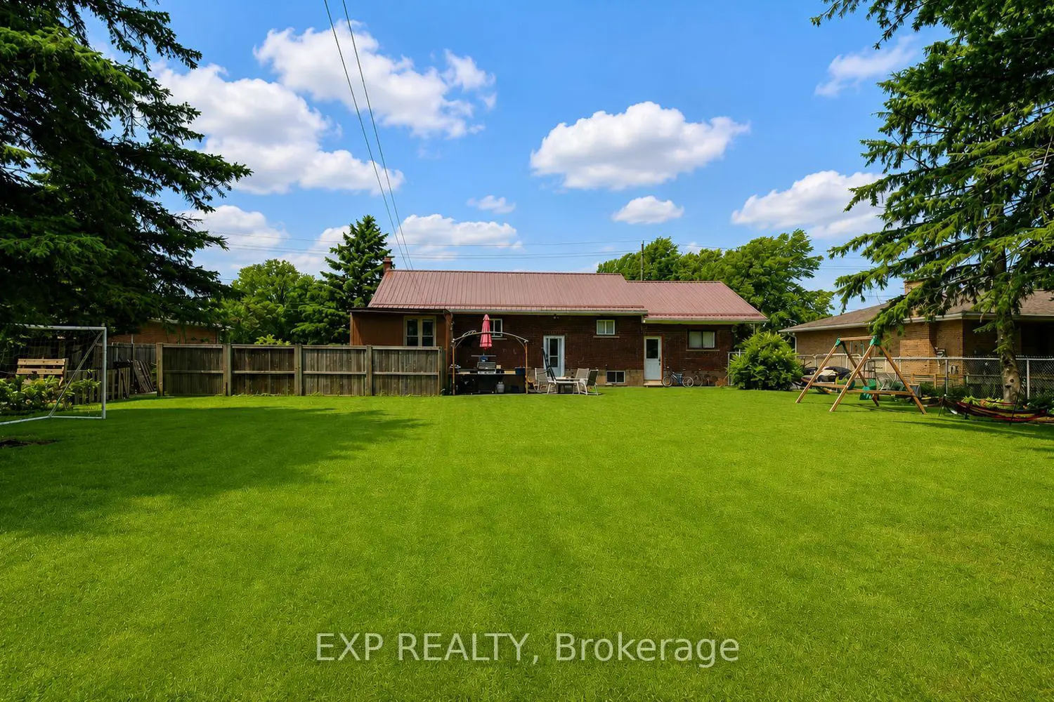 832 Tollgate Road photo 3