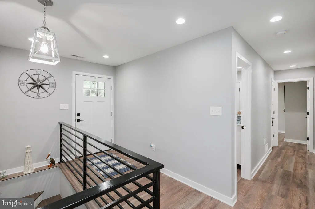 102 Arbutus Drive, Joppa, MD 21085 photo 2
