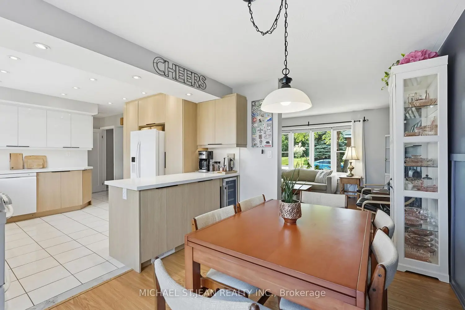 6 Darlington Drive photo 3