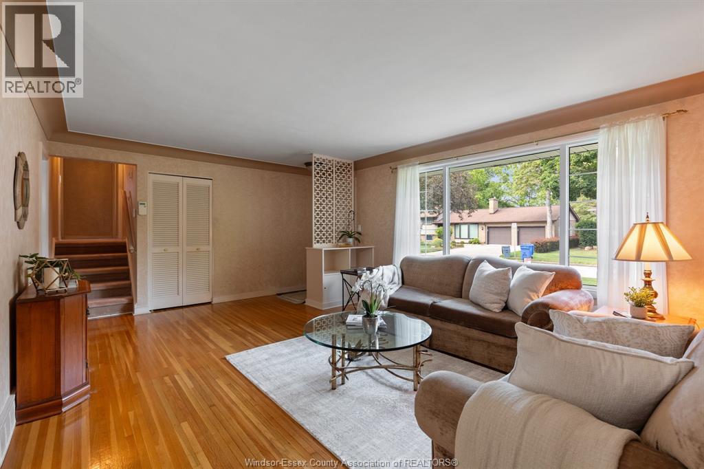 3659 Bruce Avenue, Windsor, ON, N9E1W4 photo 4