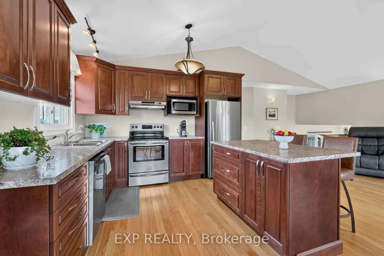 331 Dean Ridge Road photo 4