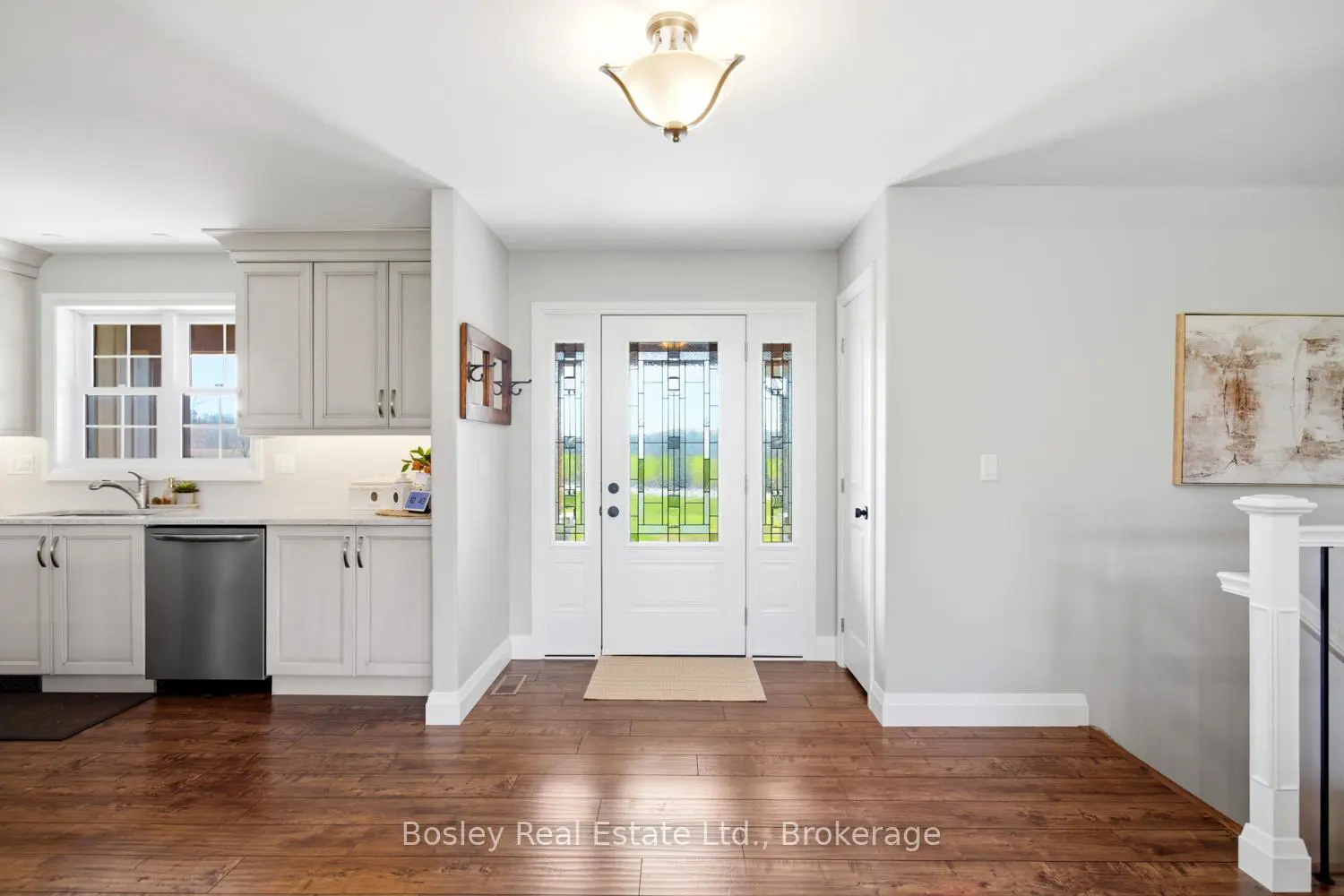 494 Pinegrove Road photo 4