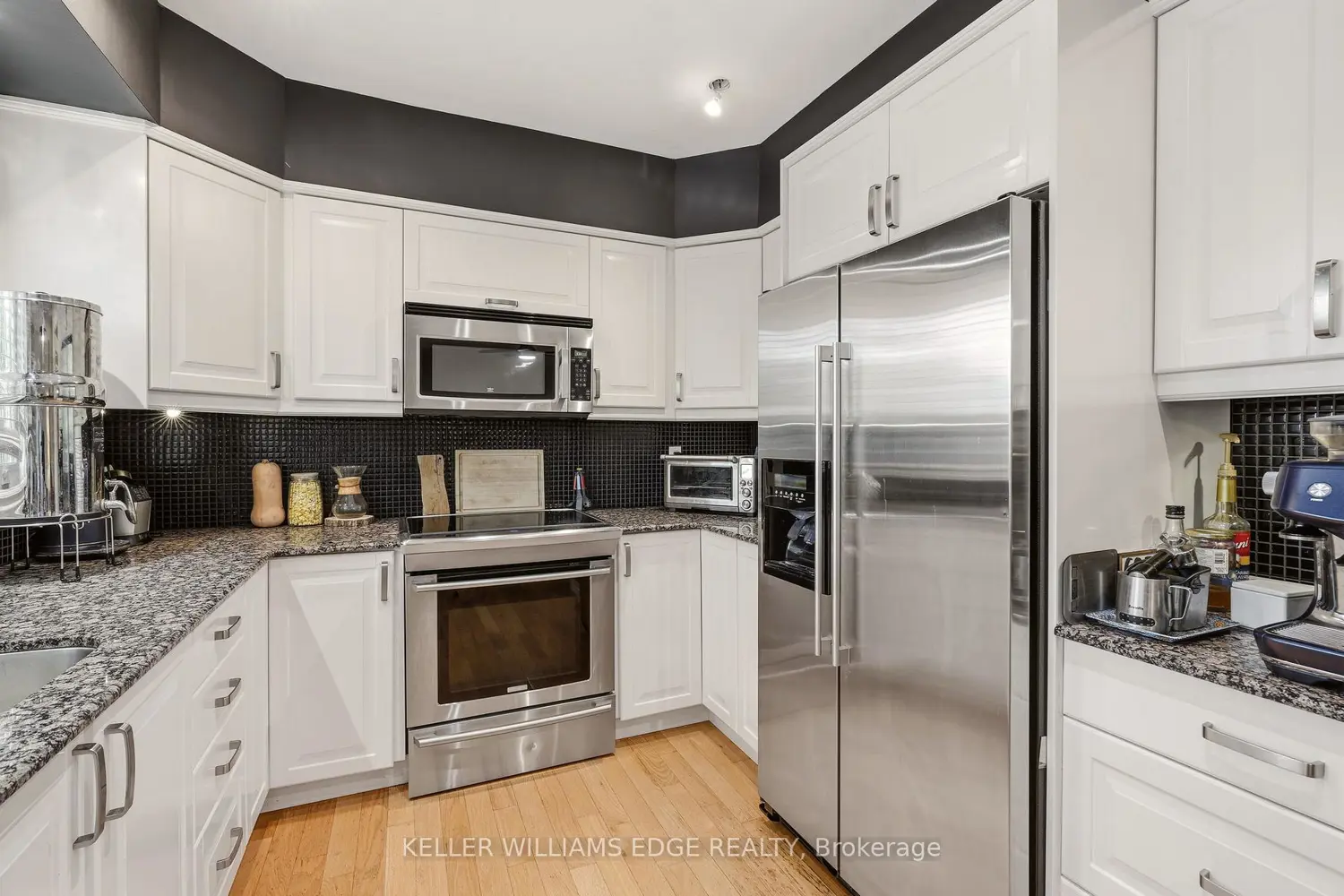 149 Cove Crescent photo 5