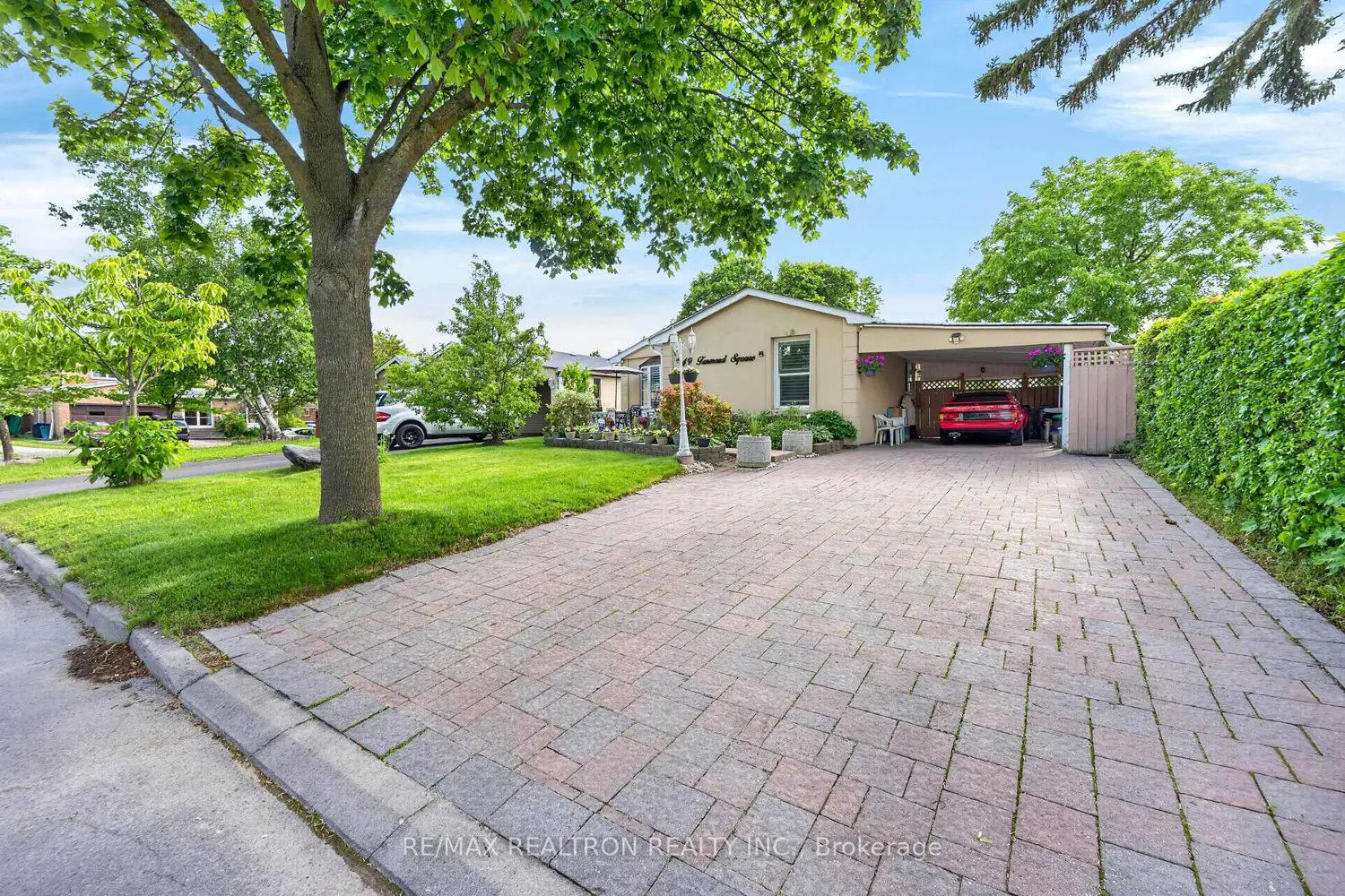 49 Tunmead Square photo 2