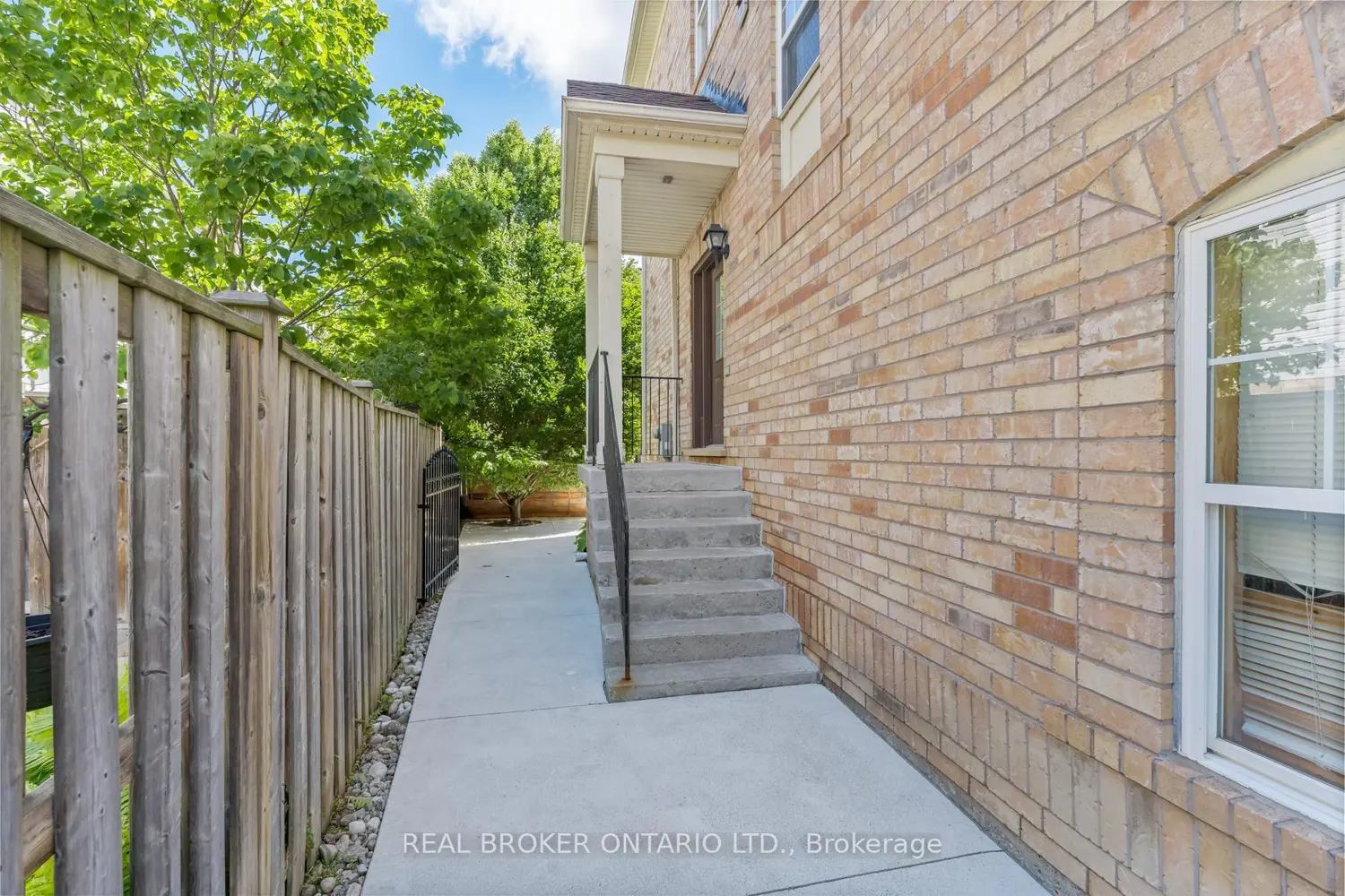 59 Seed House Lane photo 2