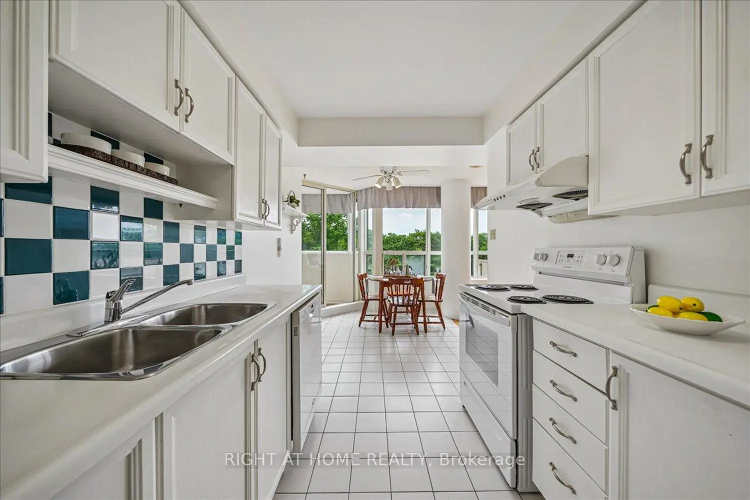 400 Webb Drive 210 photo 3