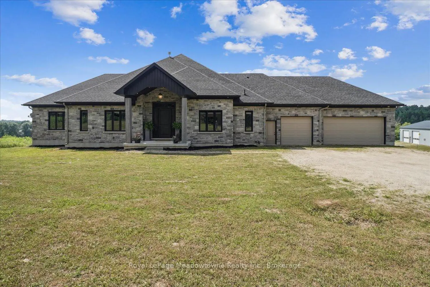8837 Wellington Road 124 photo 2