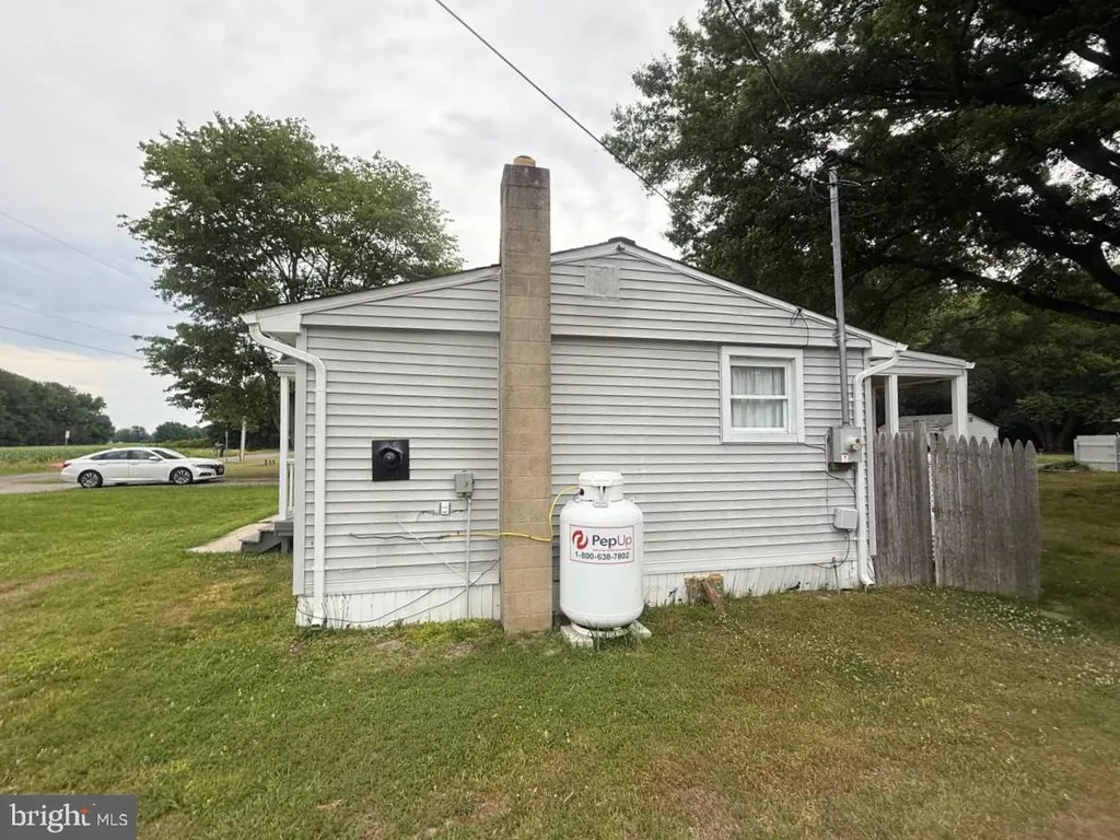 21899 Lovers Lane, Rock Hall, MD 21661