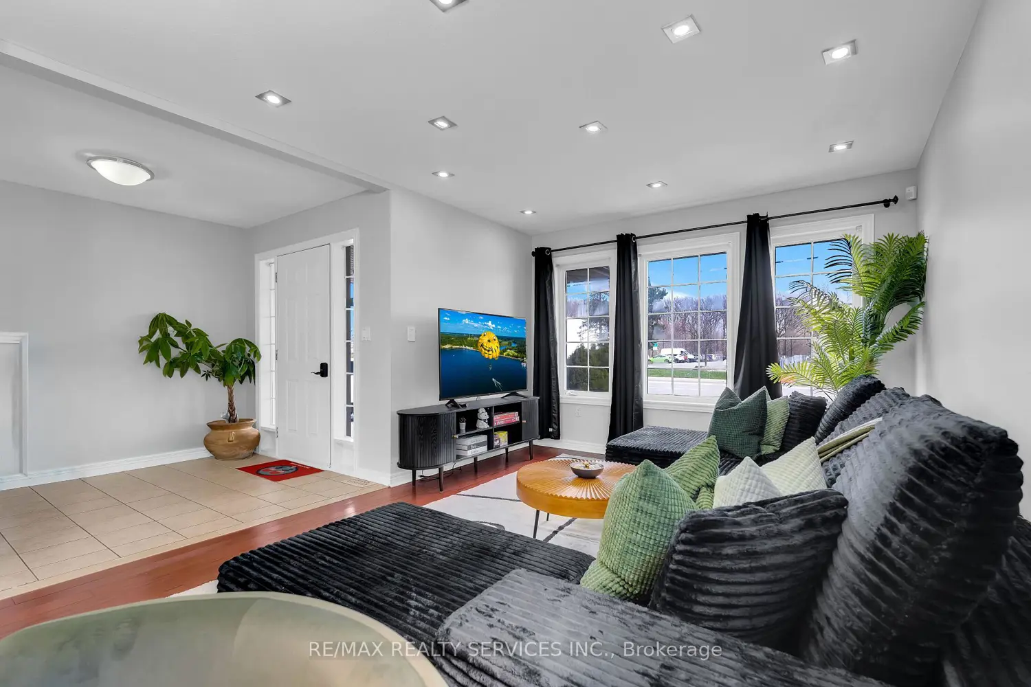 7009 Kalar Road photo 3