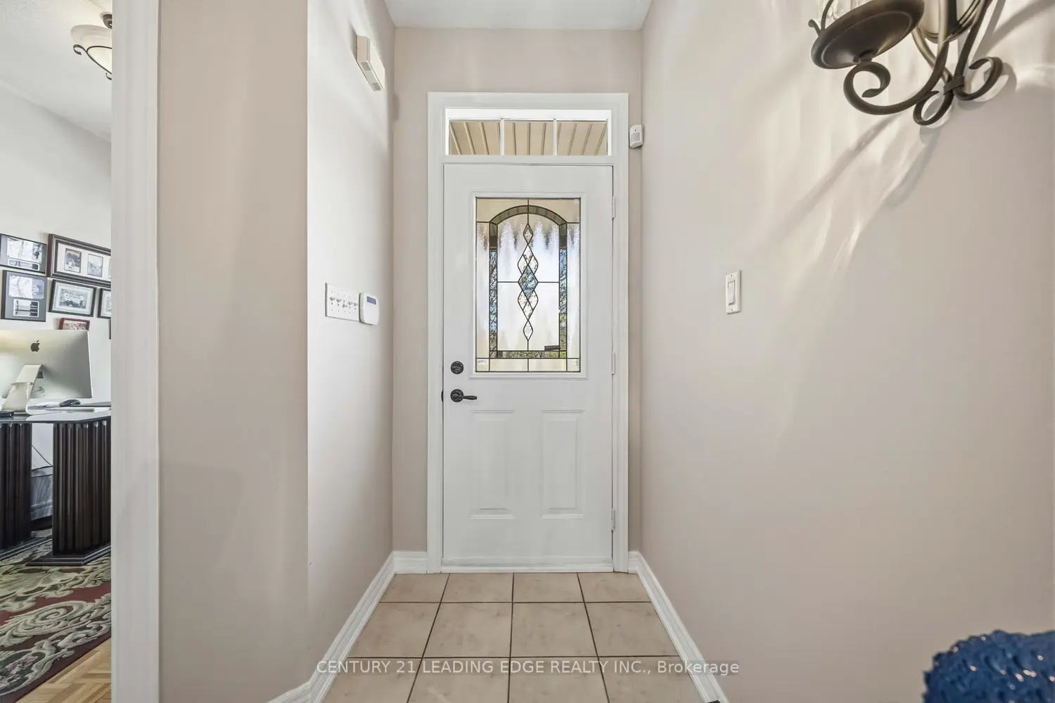 156 Landsdown Crescent photo 2