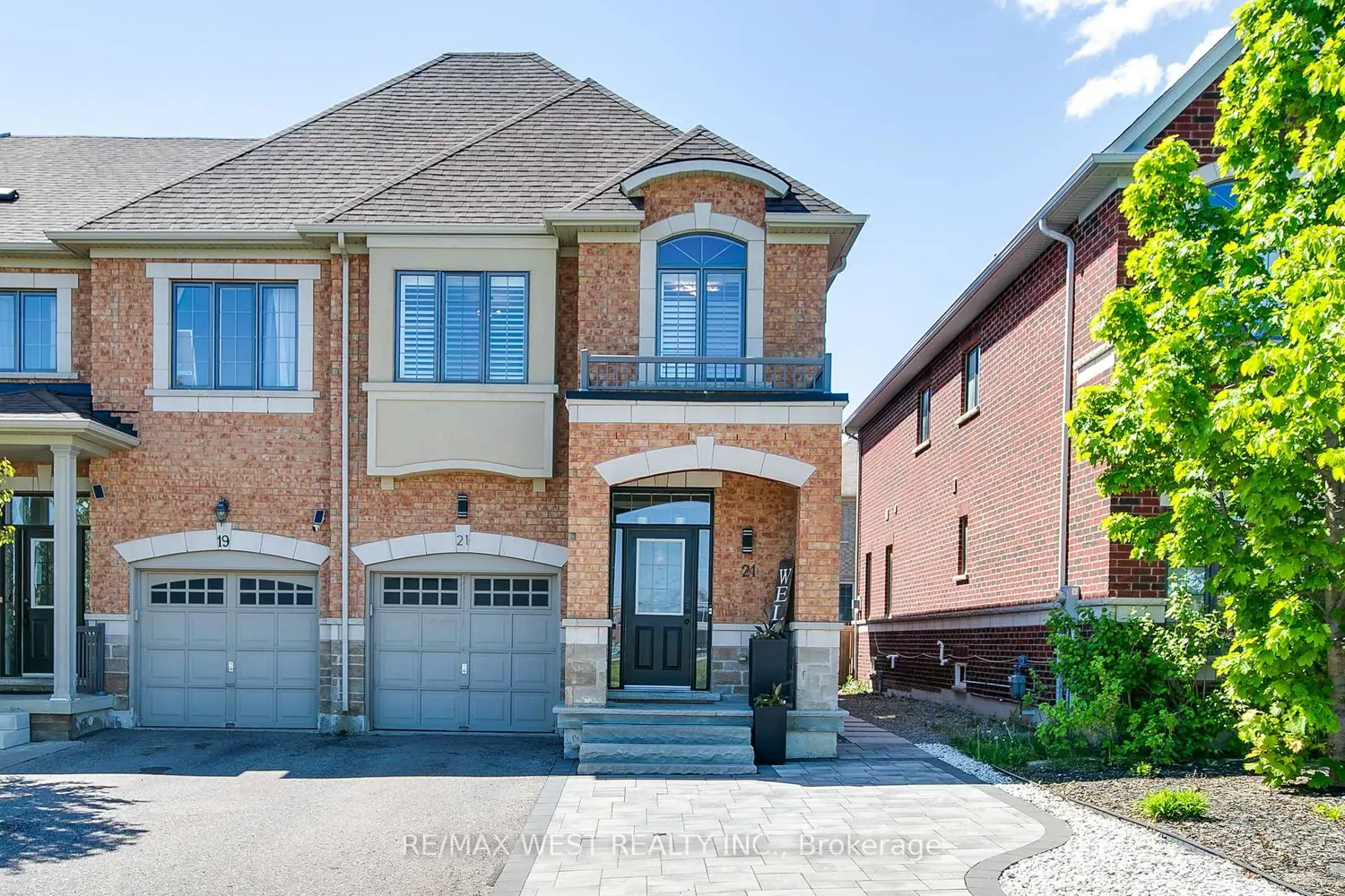 21 Sibella Way