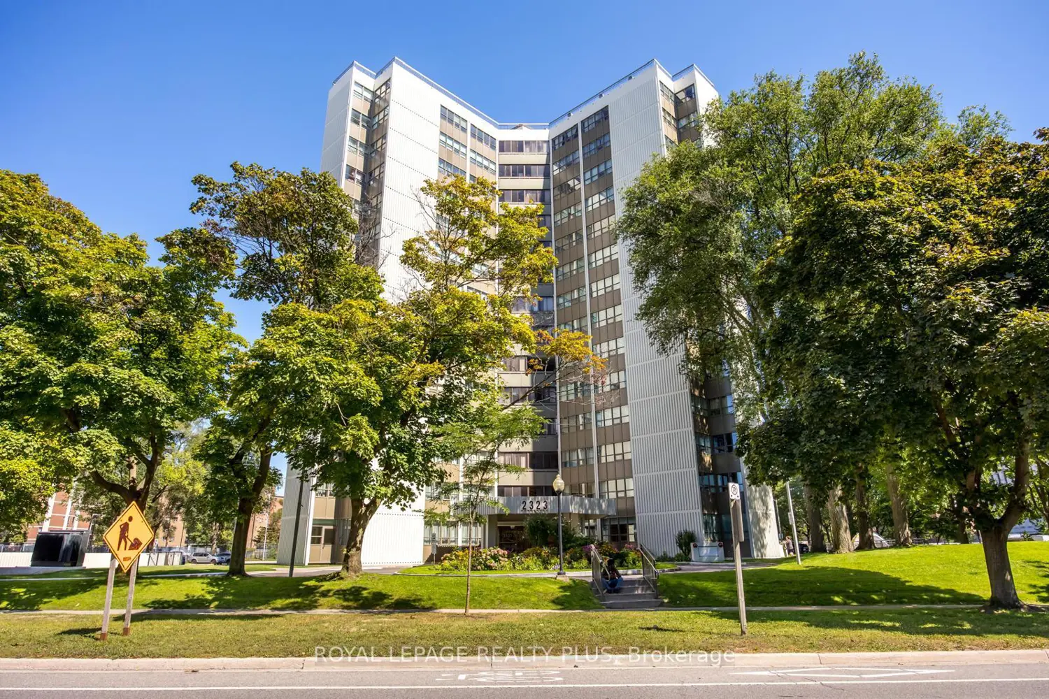 2323 Confederation Parkway 408