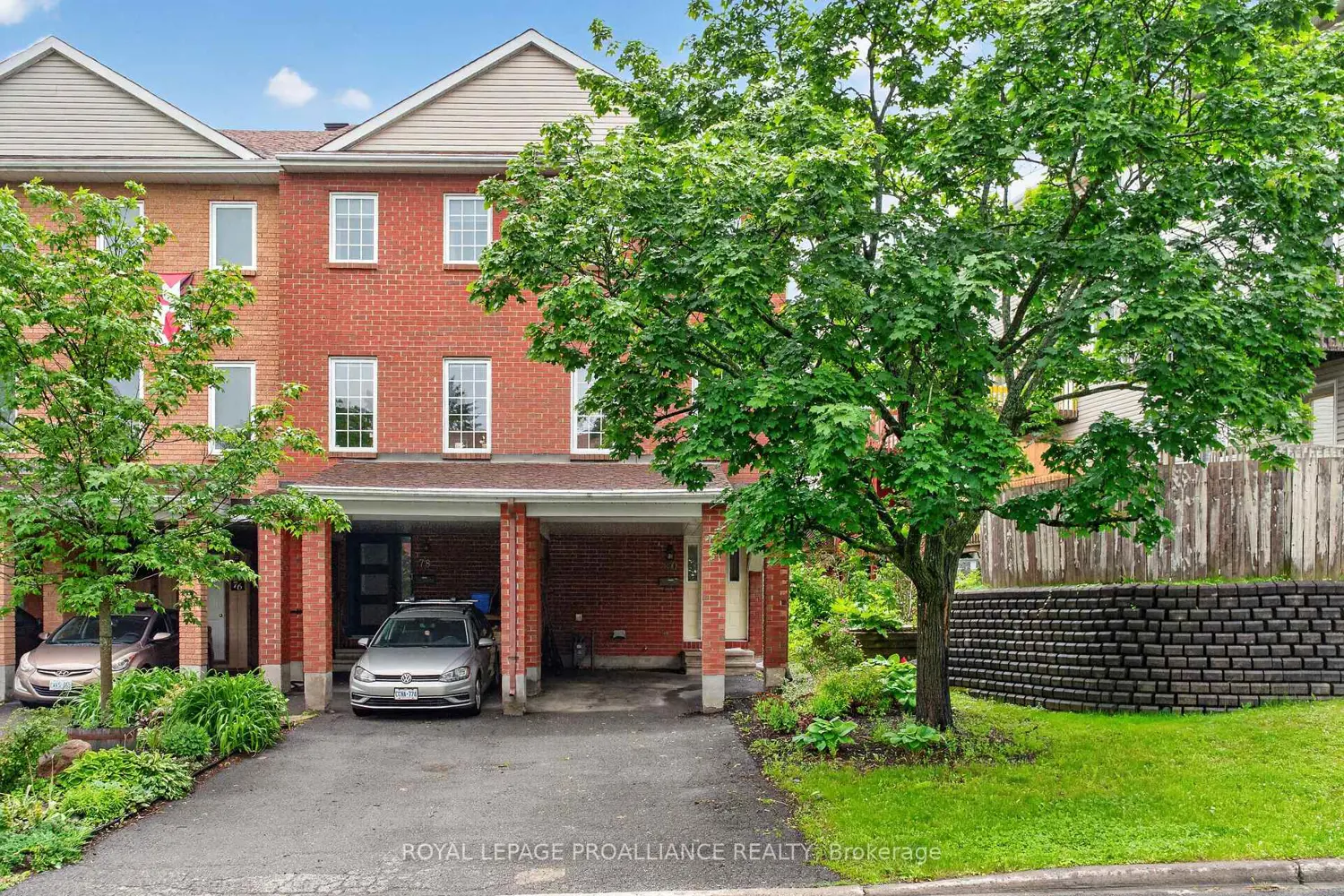 80 Rothbury Crescent photo 2