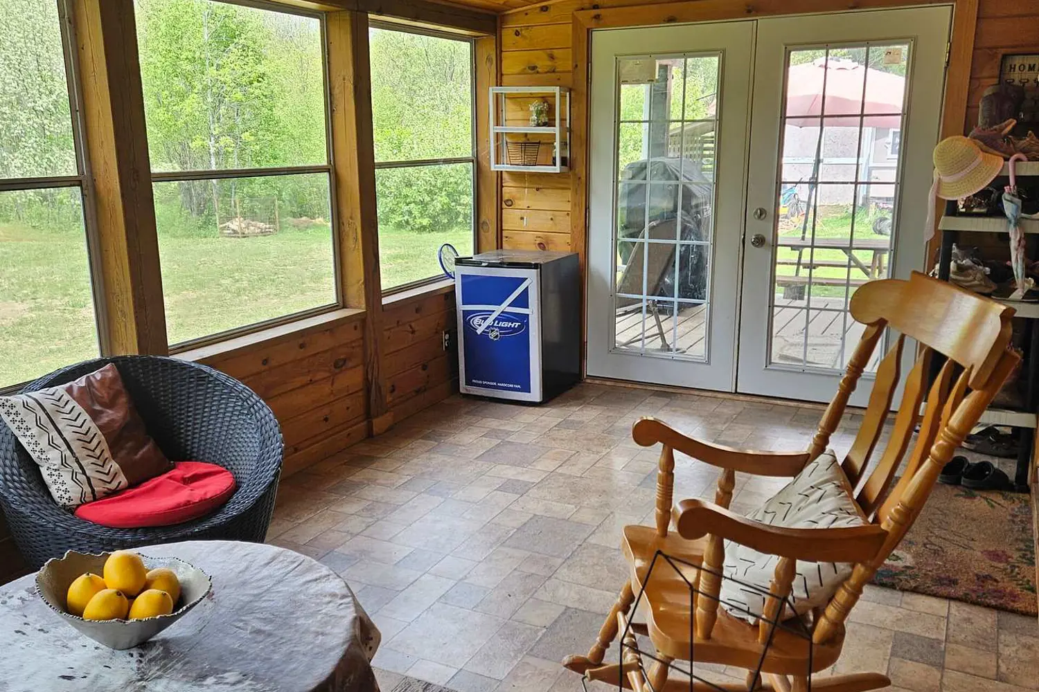 1232 Hart Road photo 5