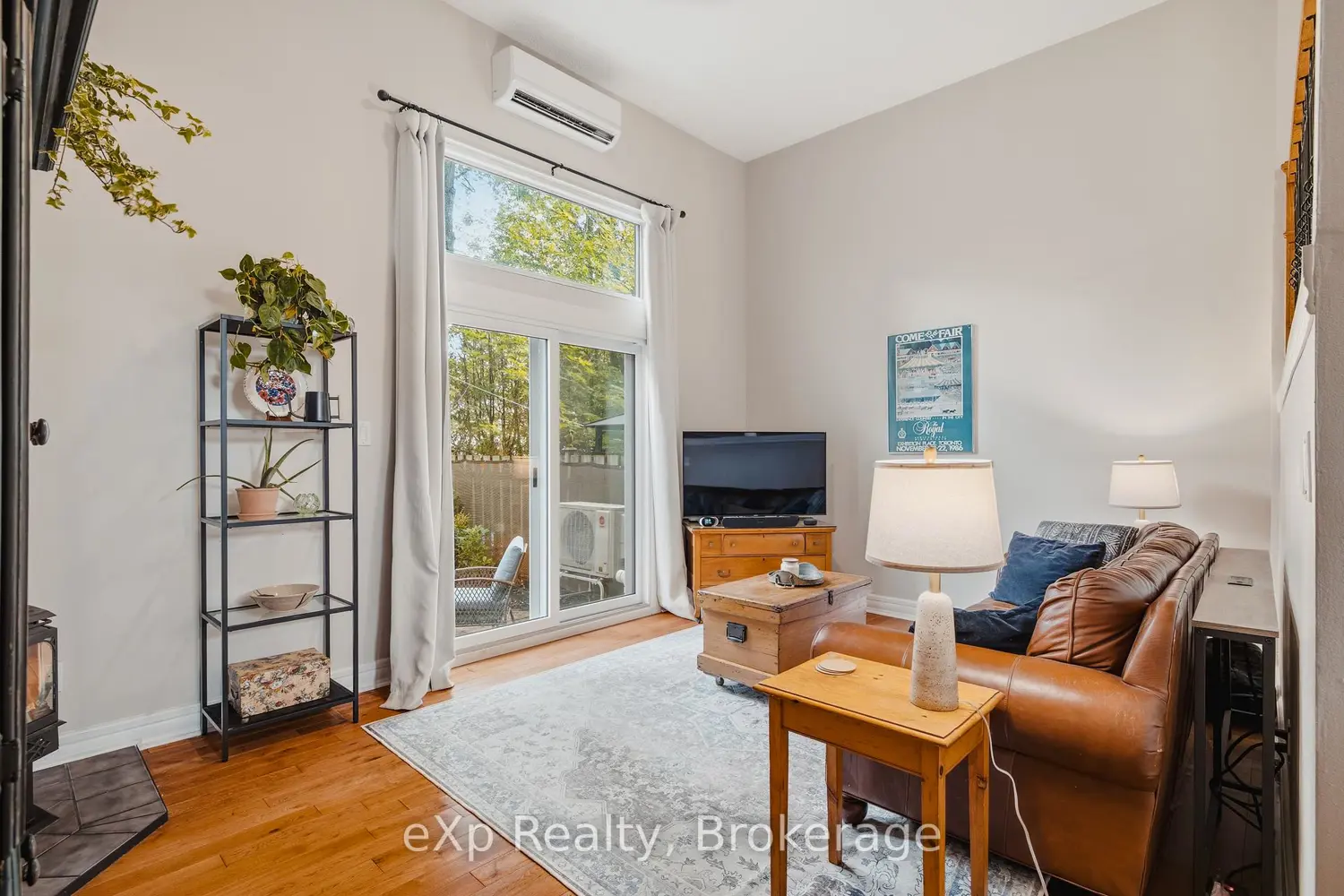 2 Worton Avenue 4 photo 2