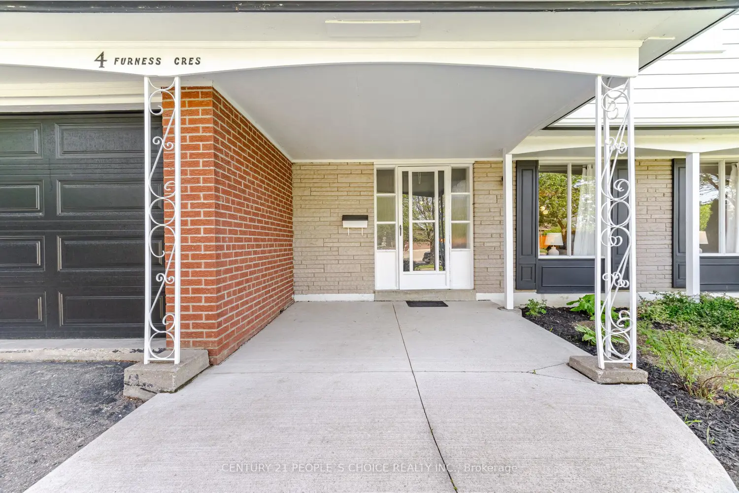 4 Furness Crescent