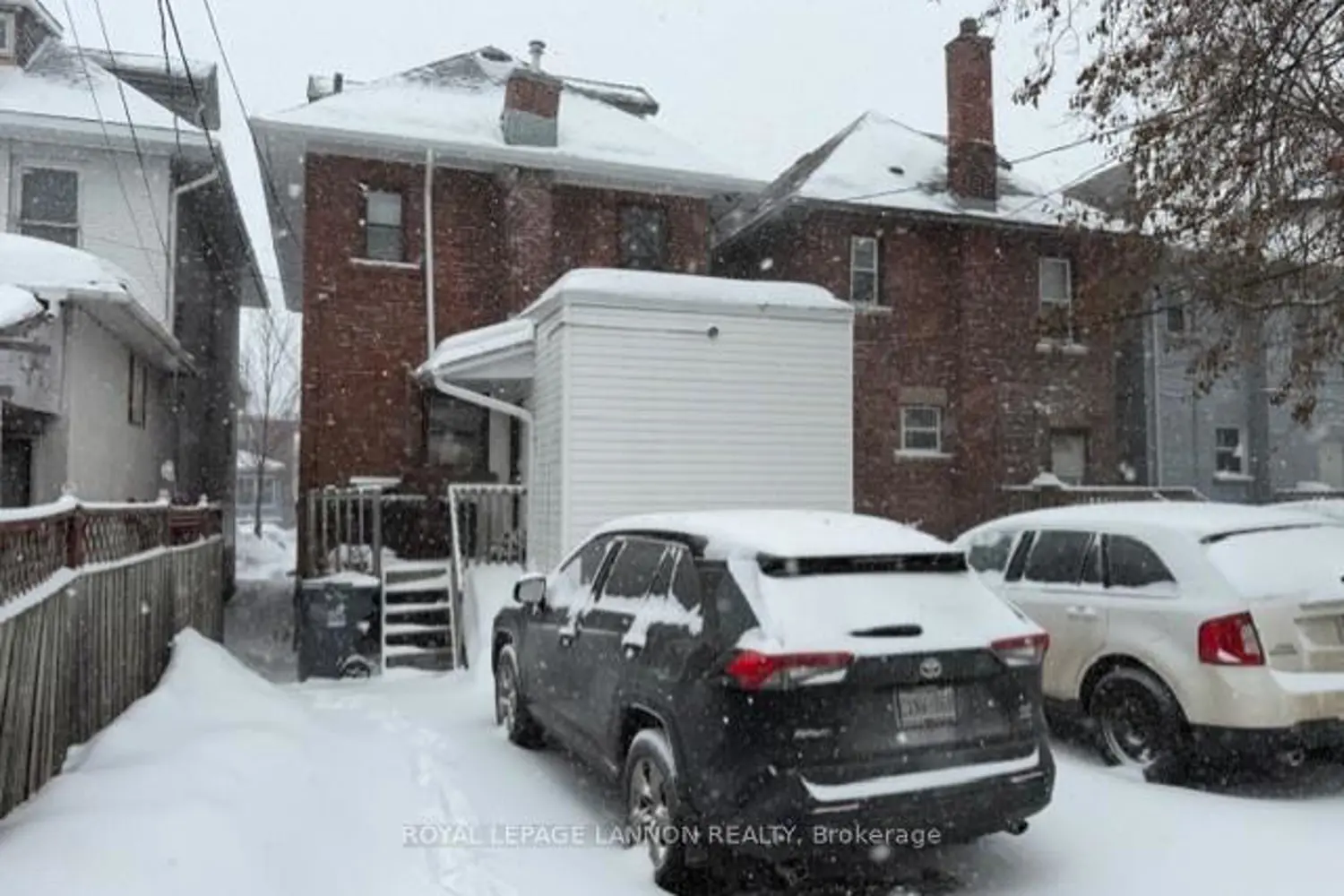 347 Syndicate Avenue photo 2