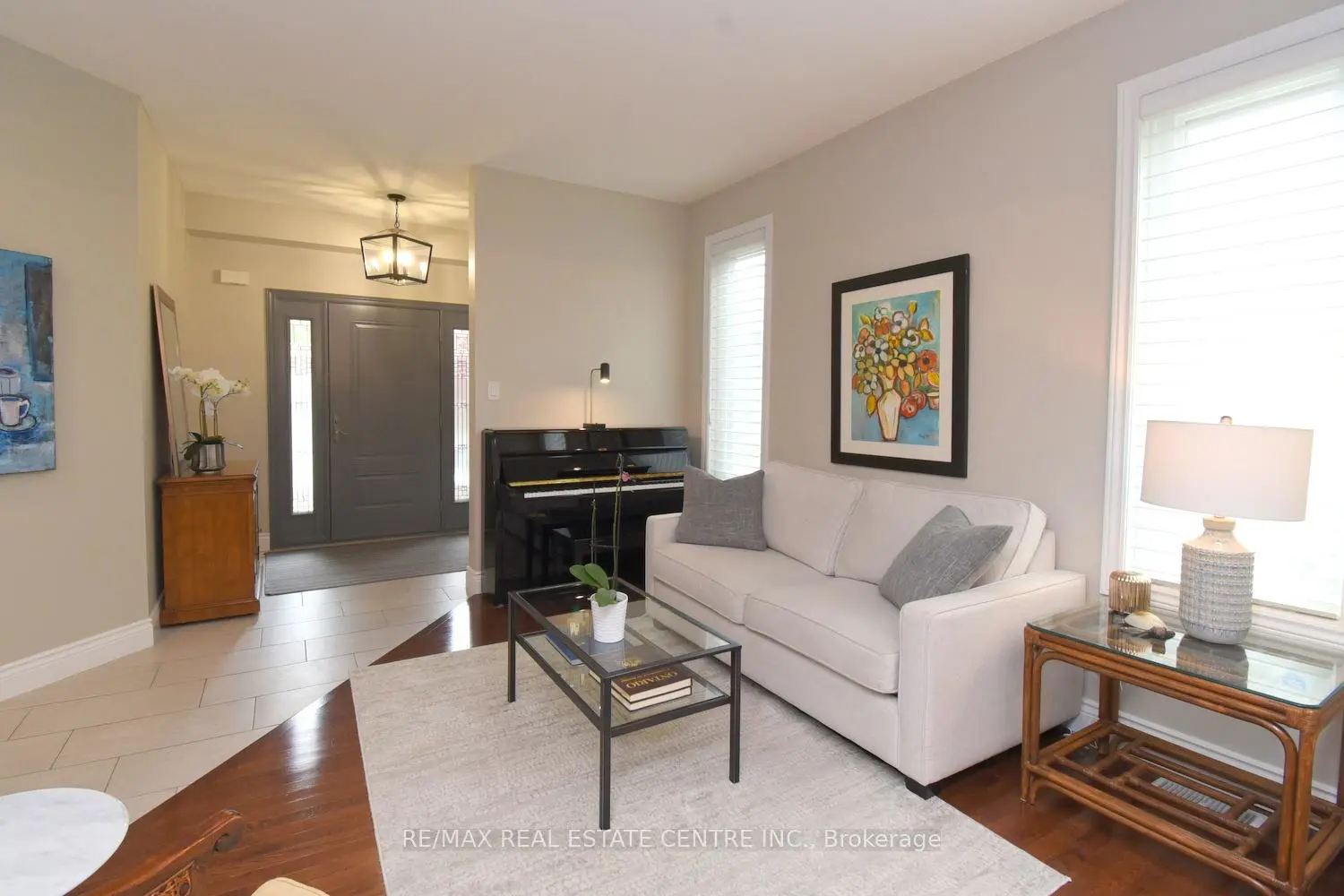 227 Valridge Drive photo 2