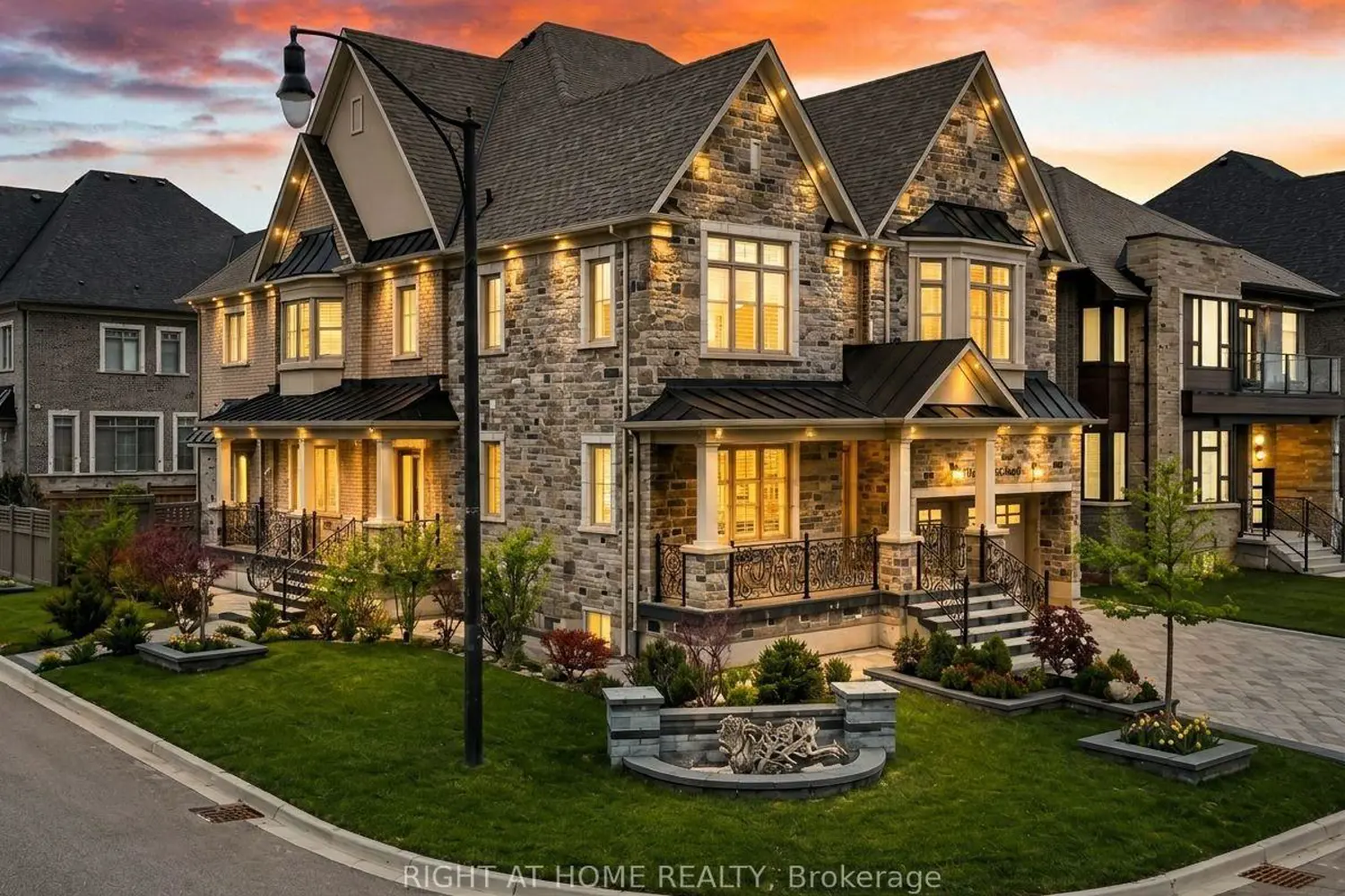 12 Hackwood Heights