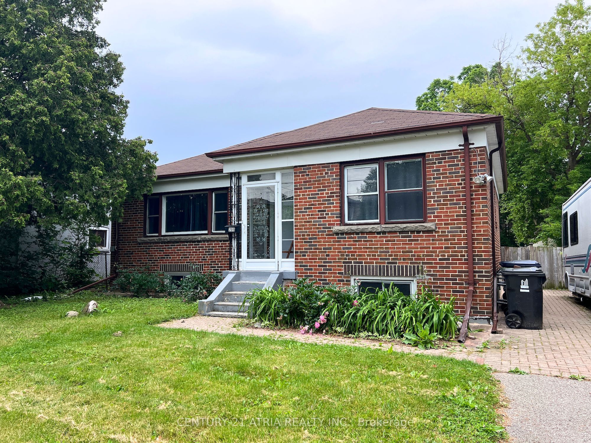 Bsmt-209 Hendon Avenue, Toronto, ON, M2M 1A9