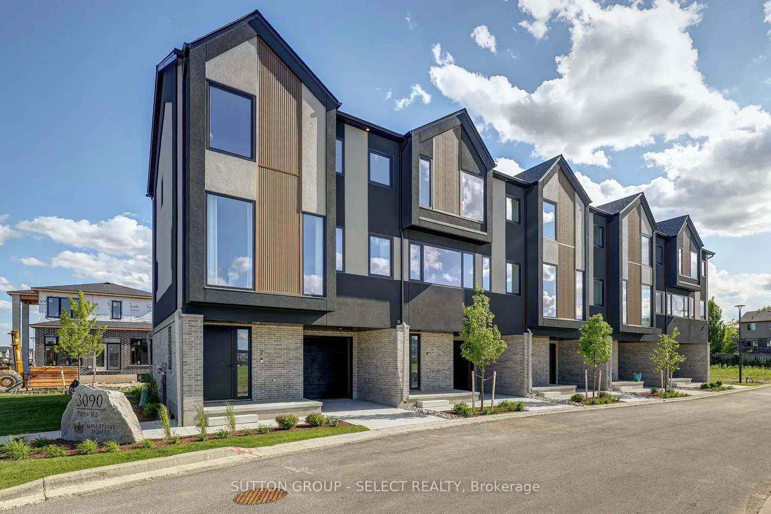 3090 Petty Road 4 photo 2
