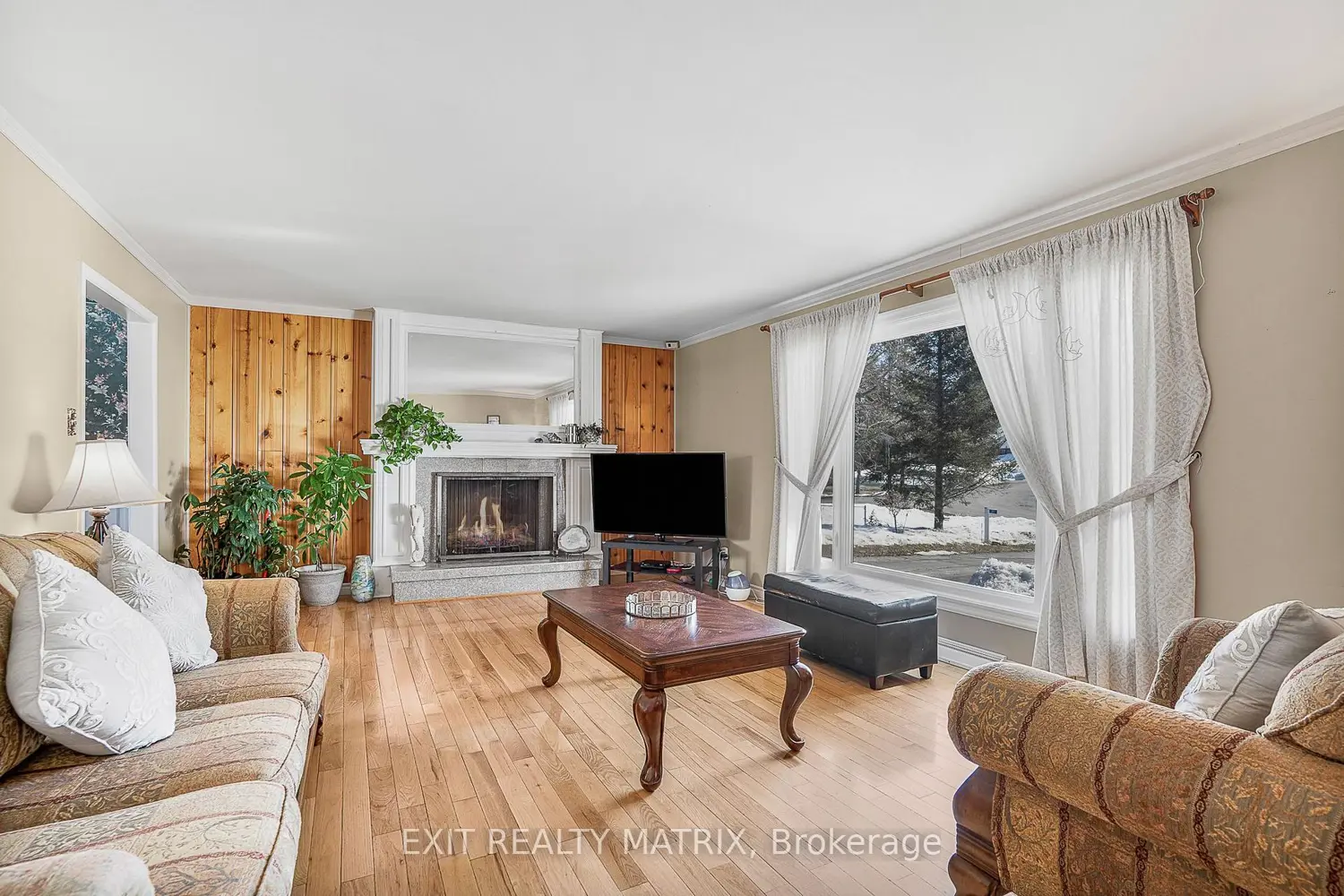 21 Frost Avenue photo 4