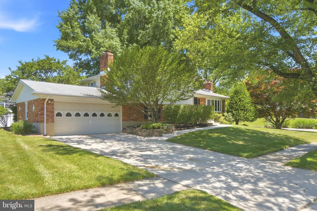 220 Solway Road, Lutherville Timonium, MD 21093