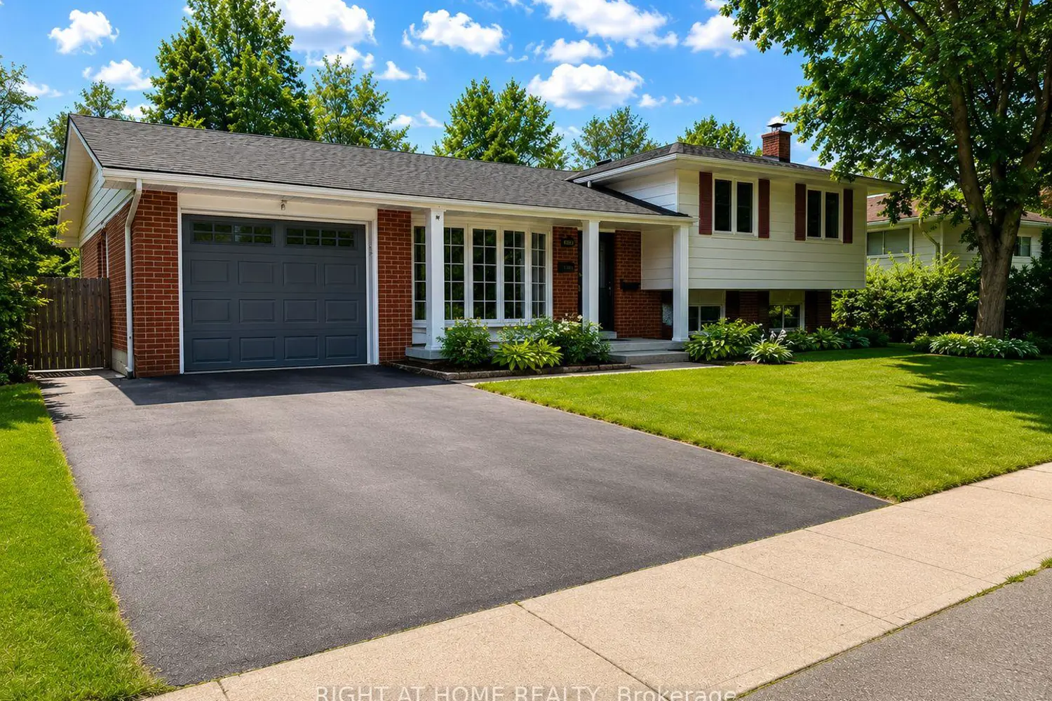 4440 Cosburn Crescent