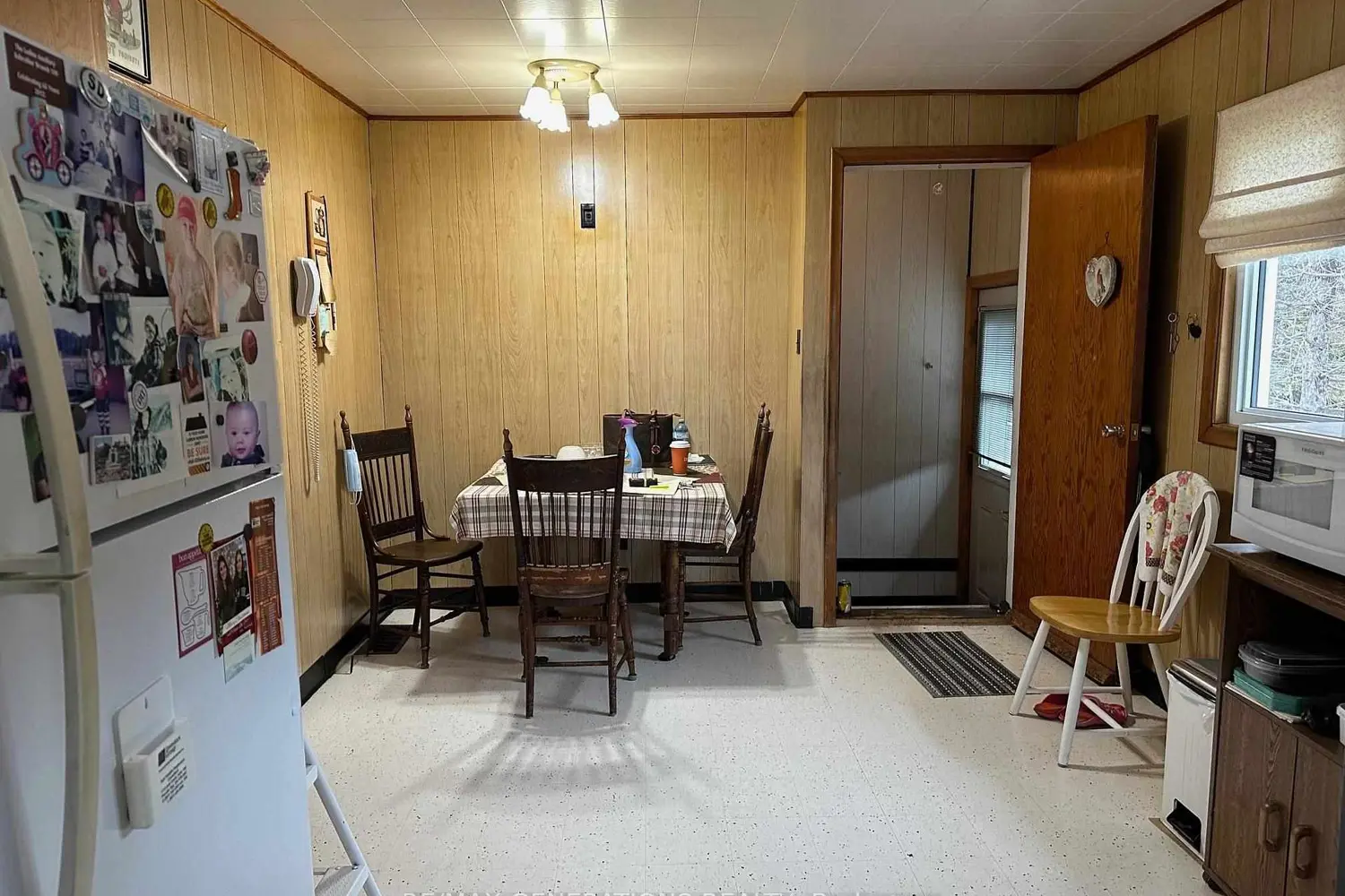 105 Columbia Street photo 3