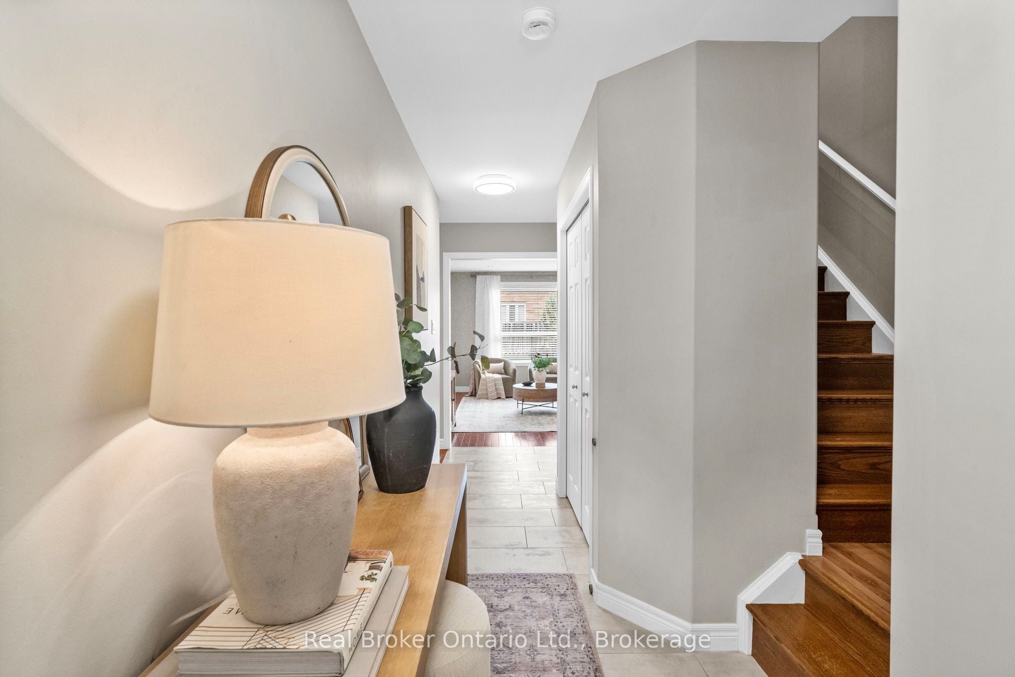 4 Beardmore Crescent, Halton Hills, ON, L7J 2Y9 photo 4