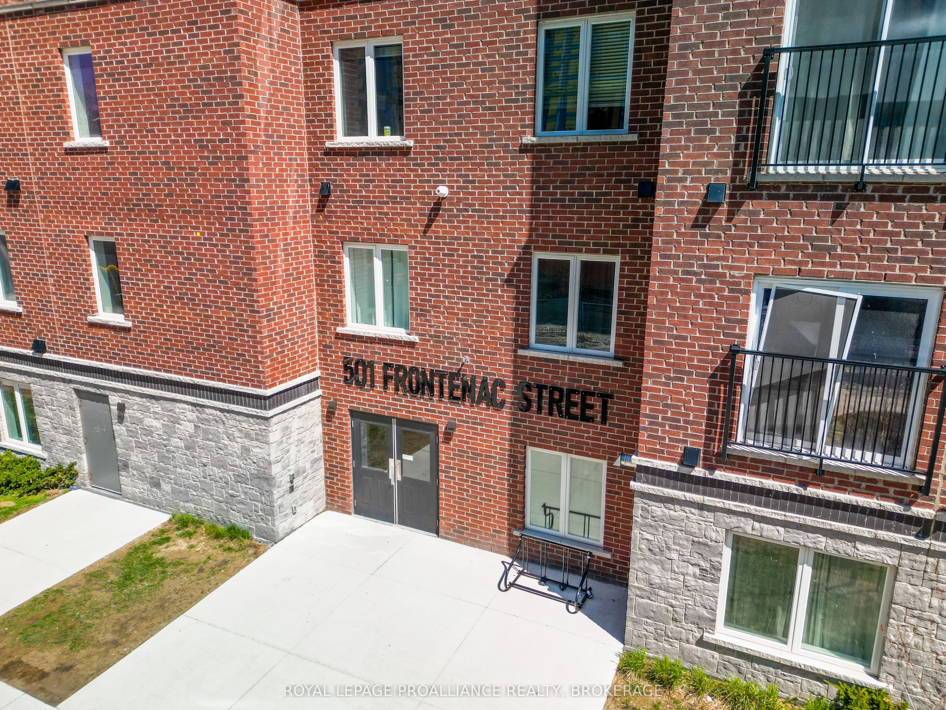 402-501 Frontenac Street, Kingston, ON, K7K 4L9