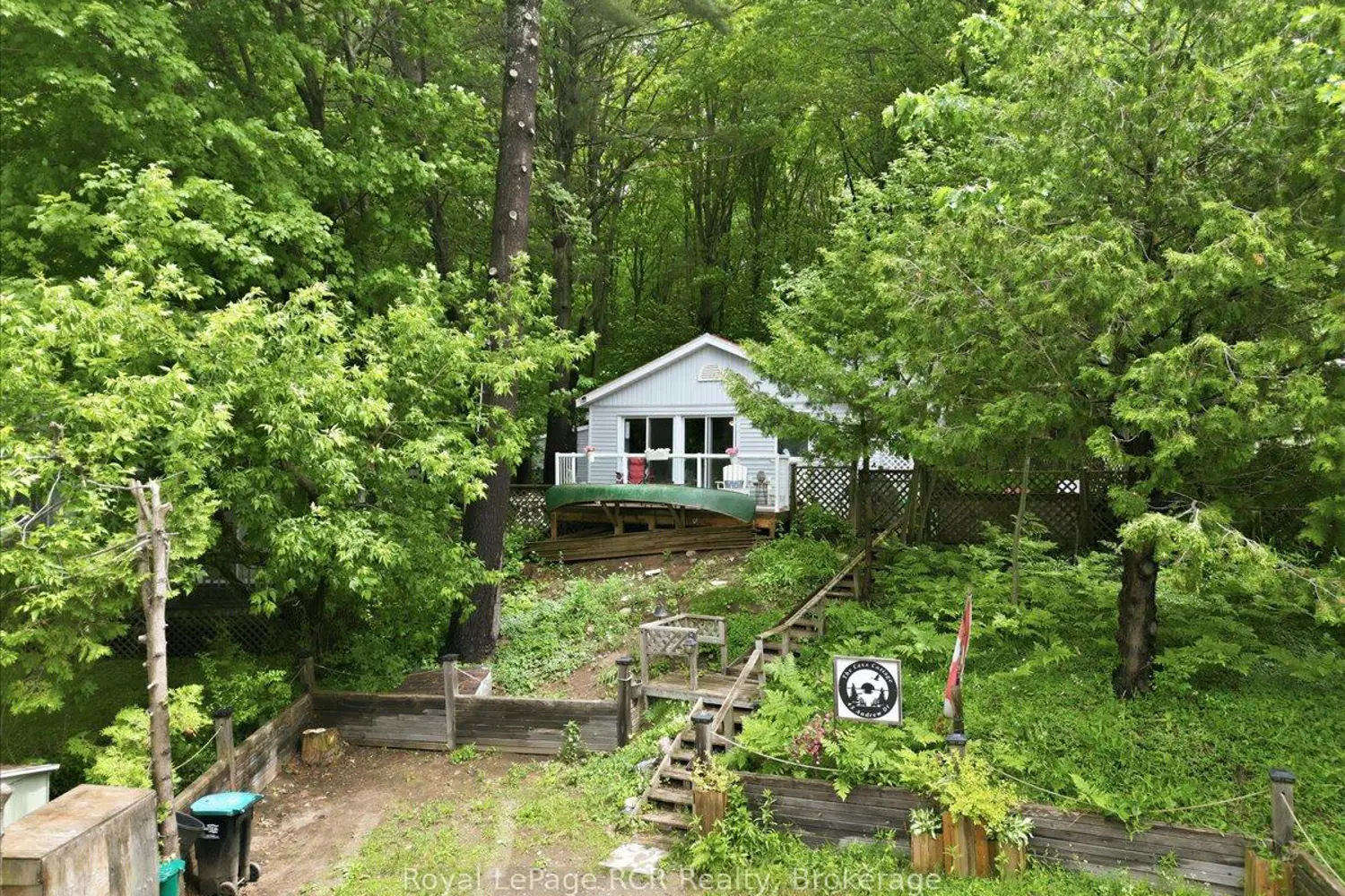 45 Andrew Drive photo 2