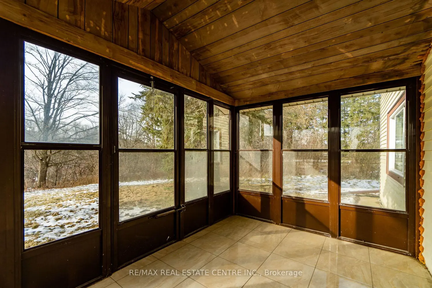 8681 Canyon Road photo 2