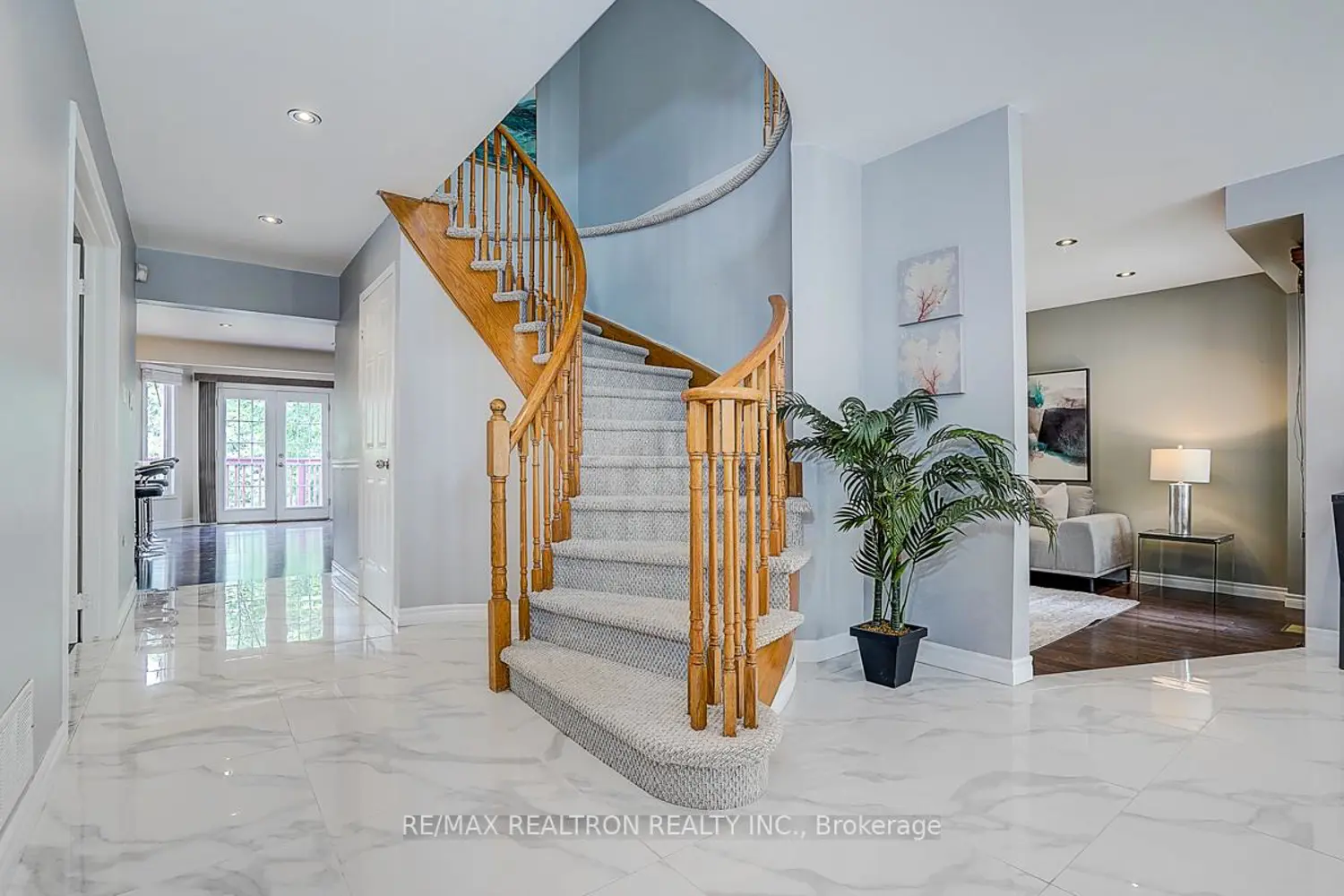 233 Brimson Drive photo 4