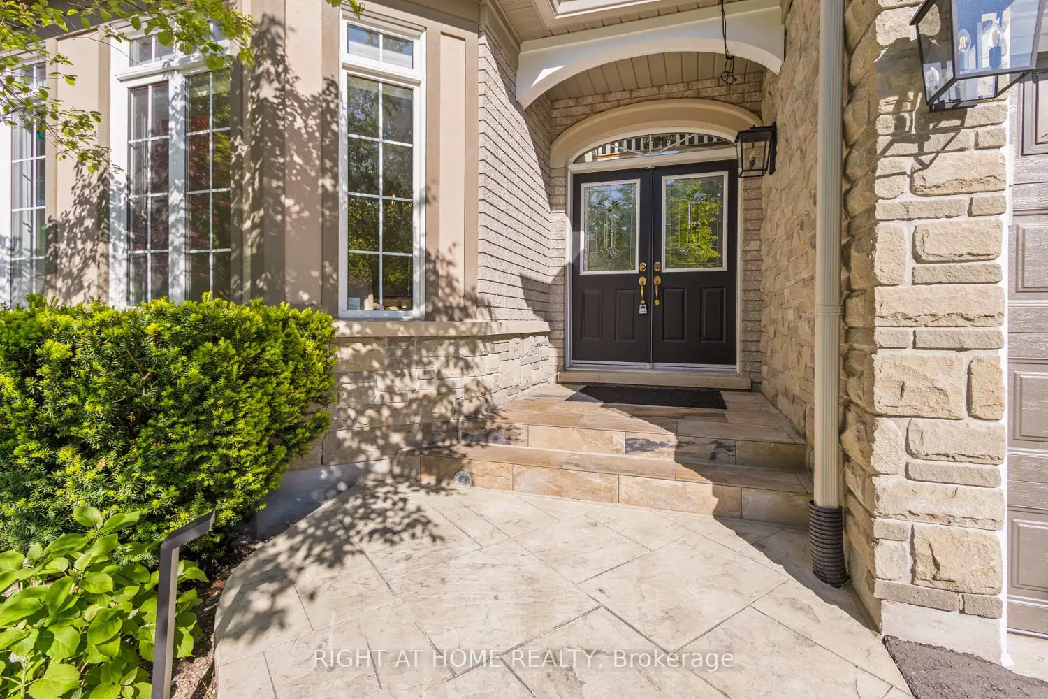 405 Crossing Bridge Place 5B photo 4