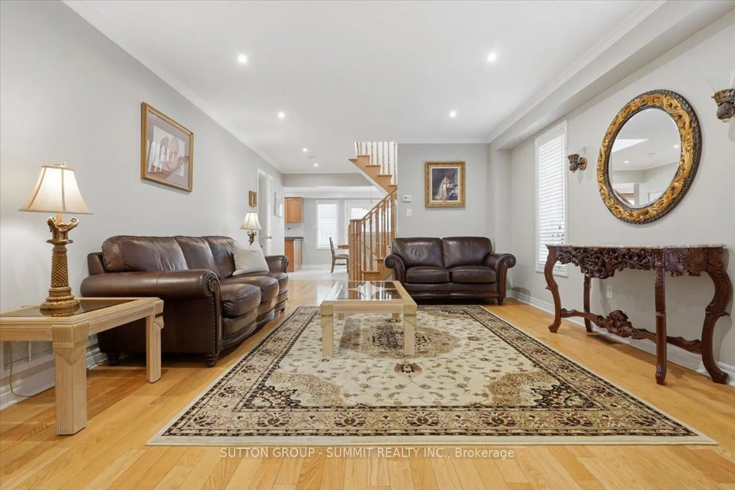 42 Dylan Street photo 5
