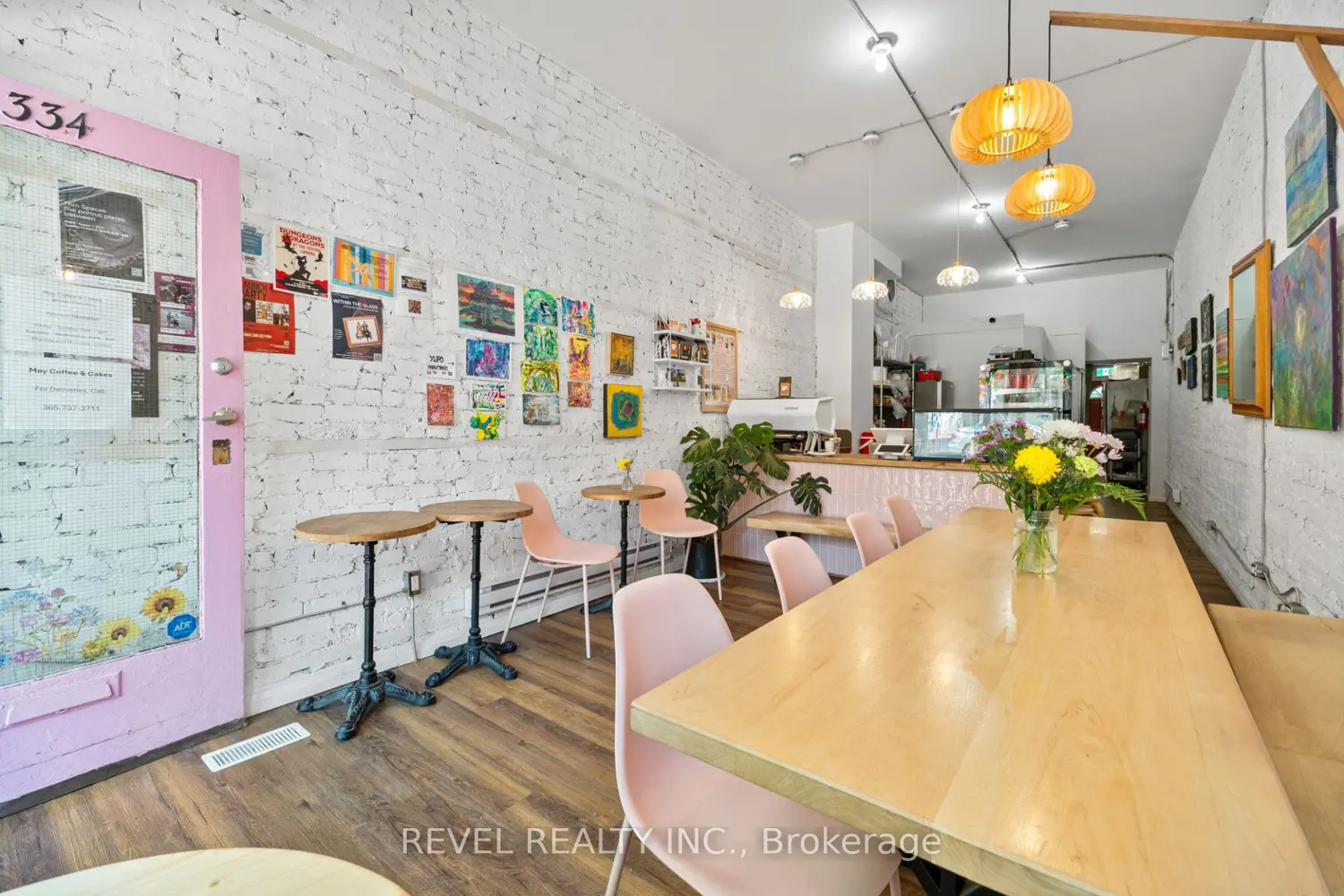 334 James Street photo 3