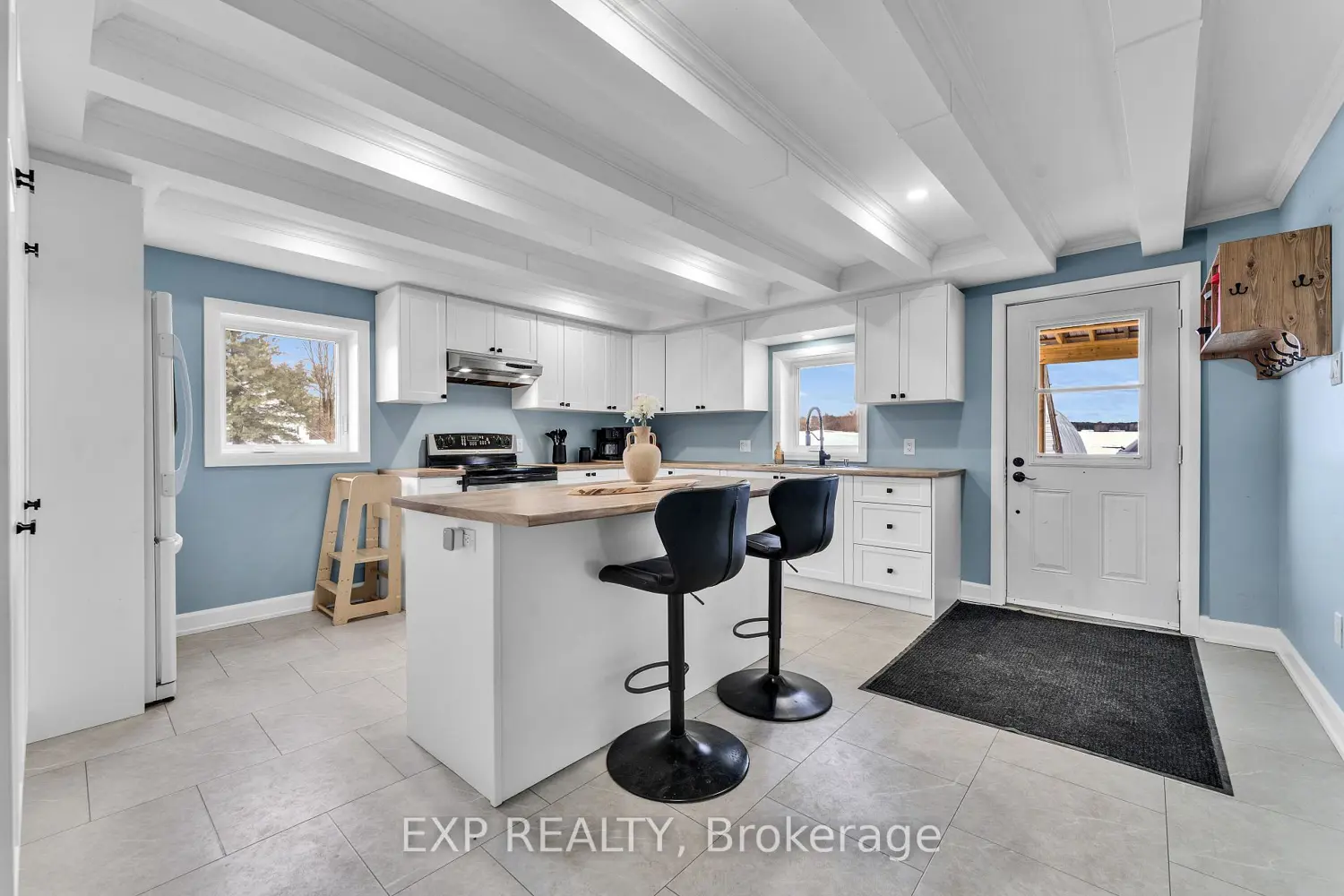 1526 Landry Street photo 2