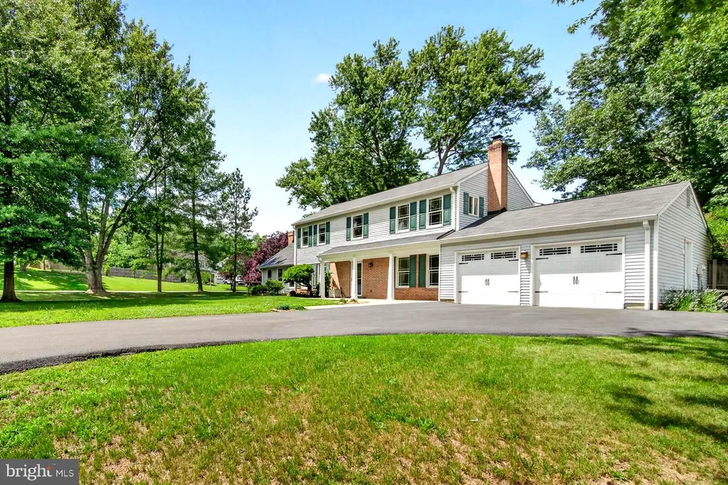 19613 Bodmer Avenue, Poolesville, MD 20837 photo 2