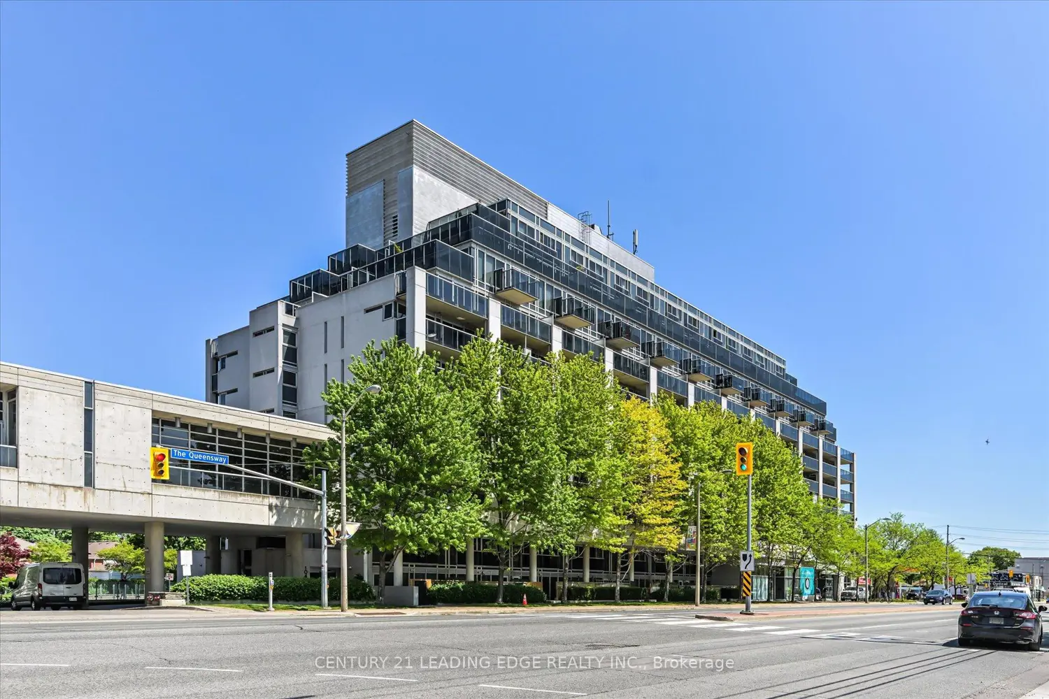 1040 The Queensway 710