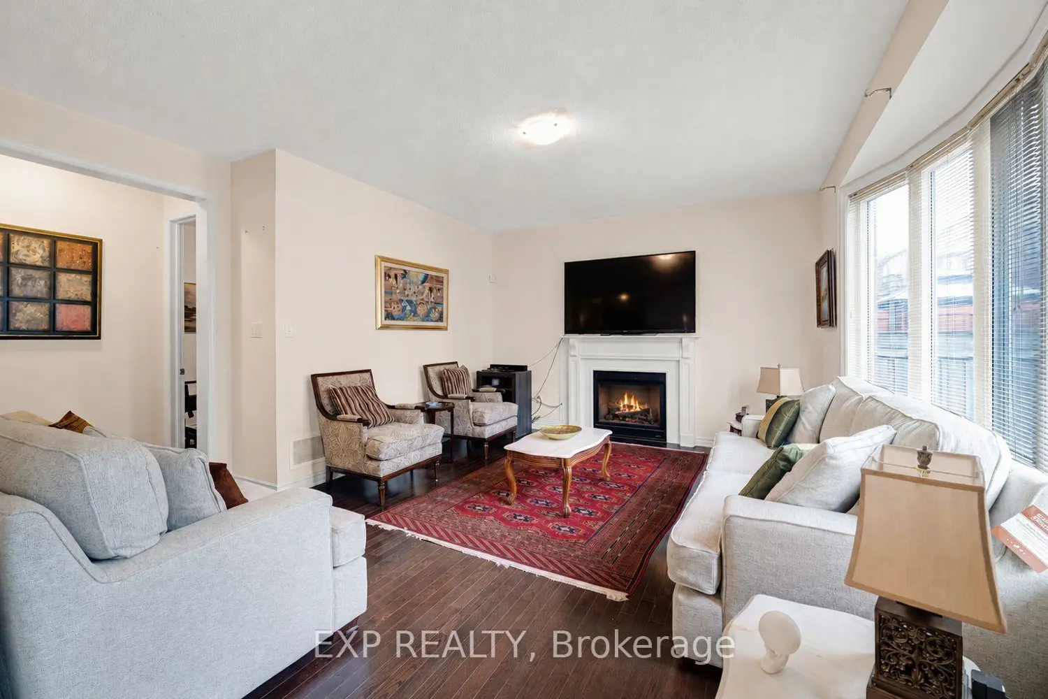 323 Cheryl Mews Boulevard photo 5