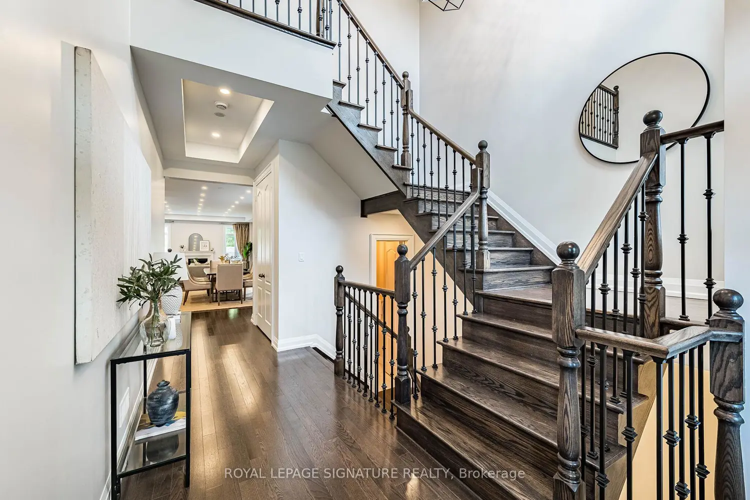 24 Foxtail Court photo 2