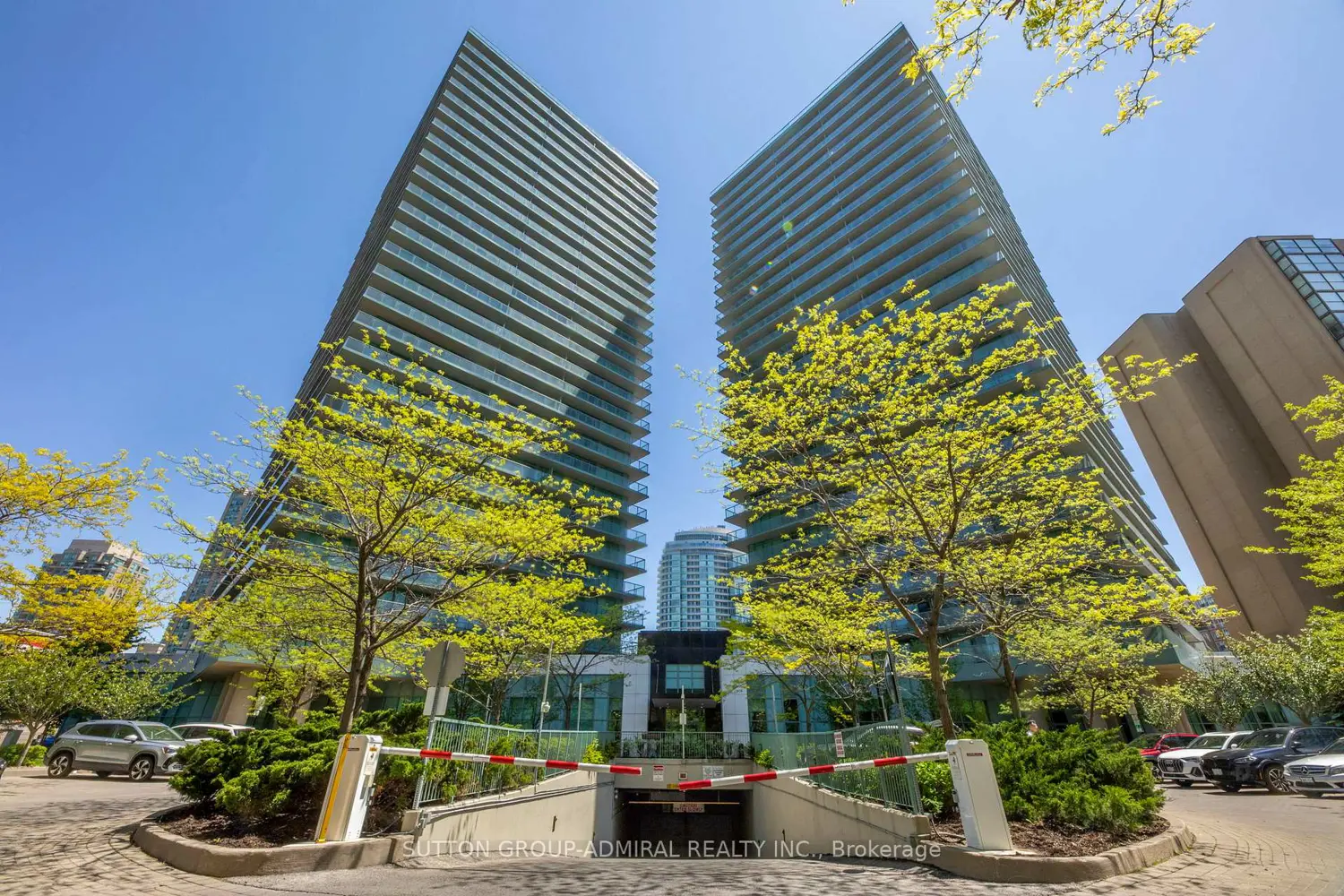 5500 Yonge Street 1403