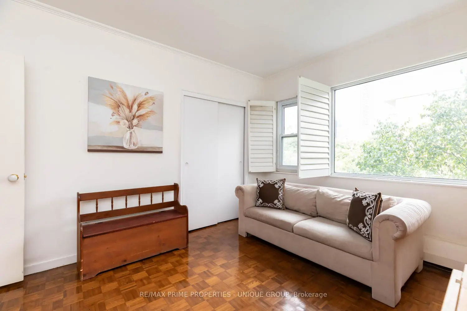 21 Dale Avenue 644