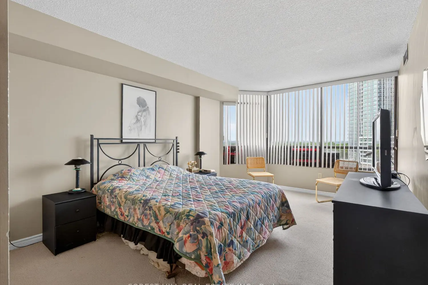 7460 Bathurst Street 1014 photo 4