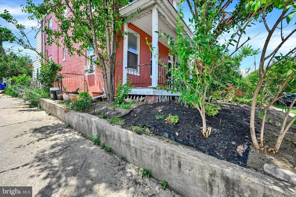 3600 Hooper Avenue, Baltimore, MD 21211 photo 3