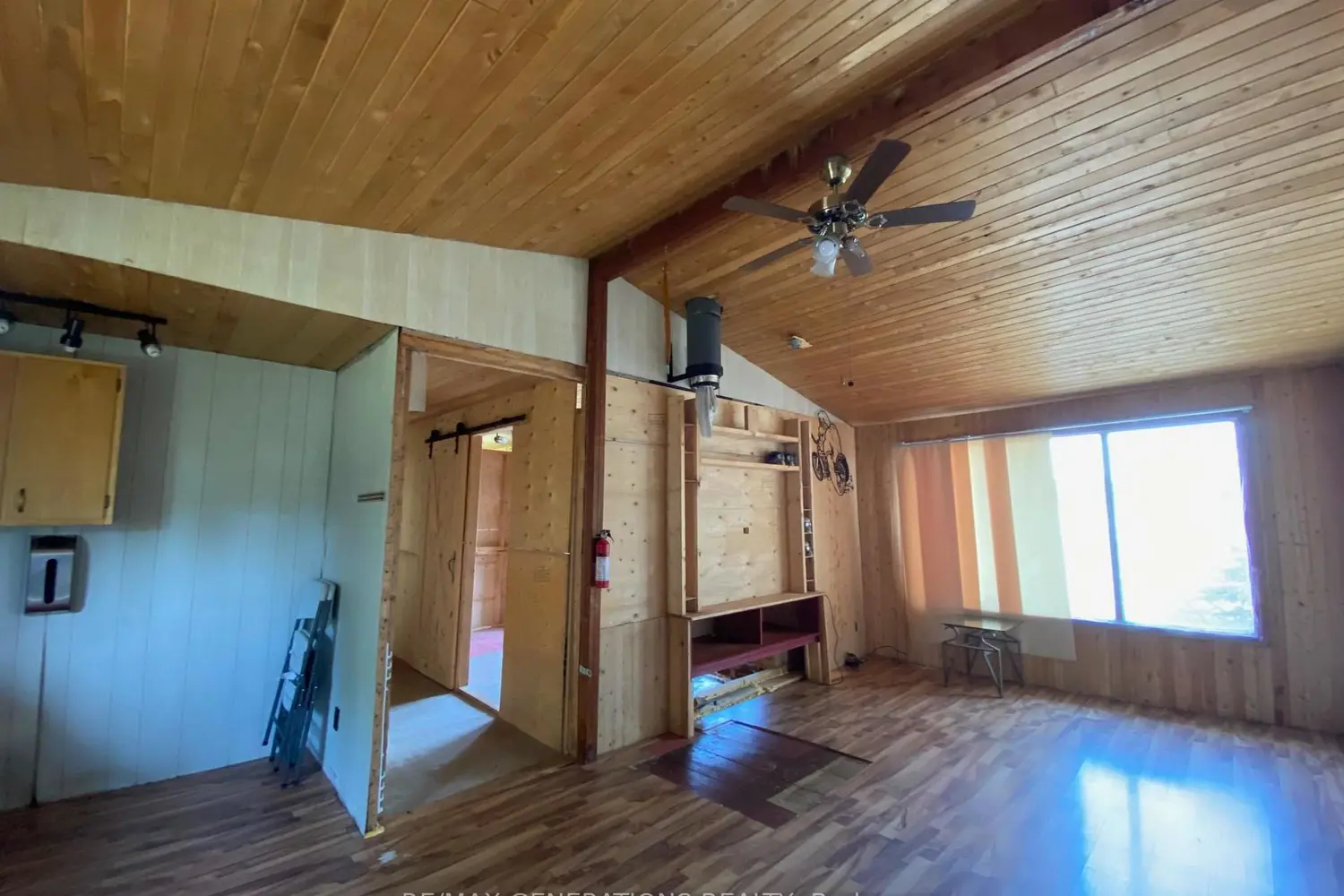 64 Sunrise Lane photo 3