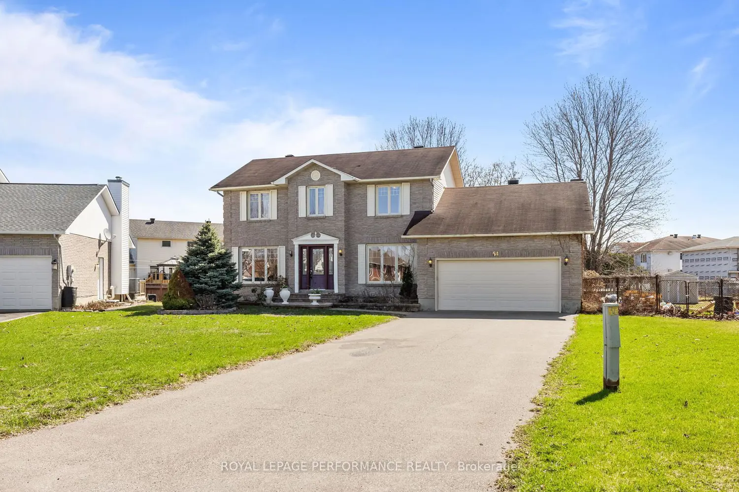 54 Lapointe Boulevard